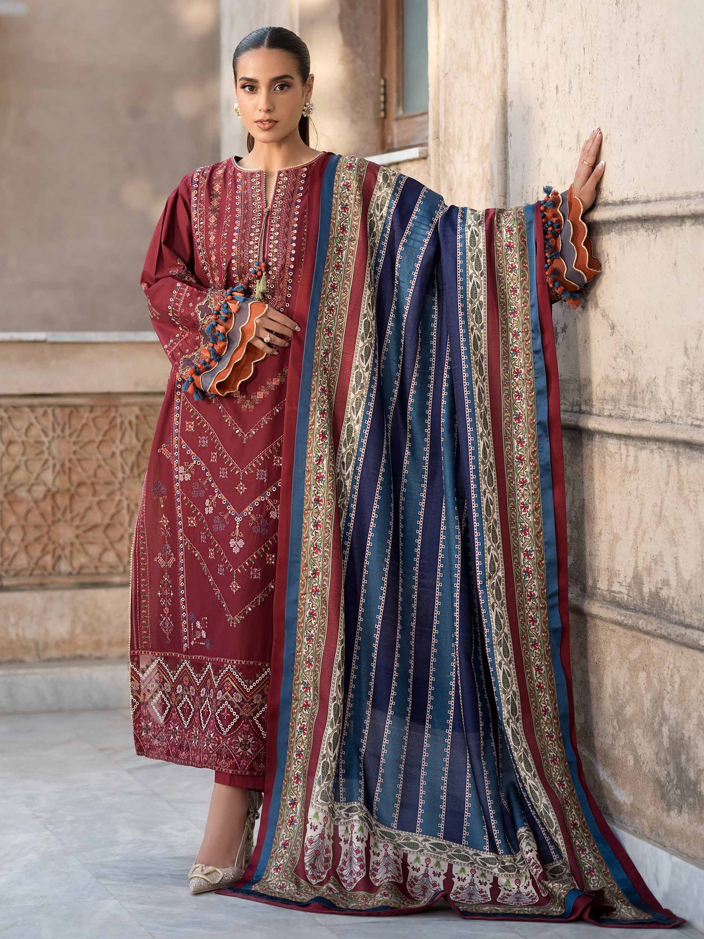 3 Piece Lawn Suit-Embroidered (Unstitched)