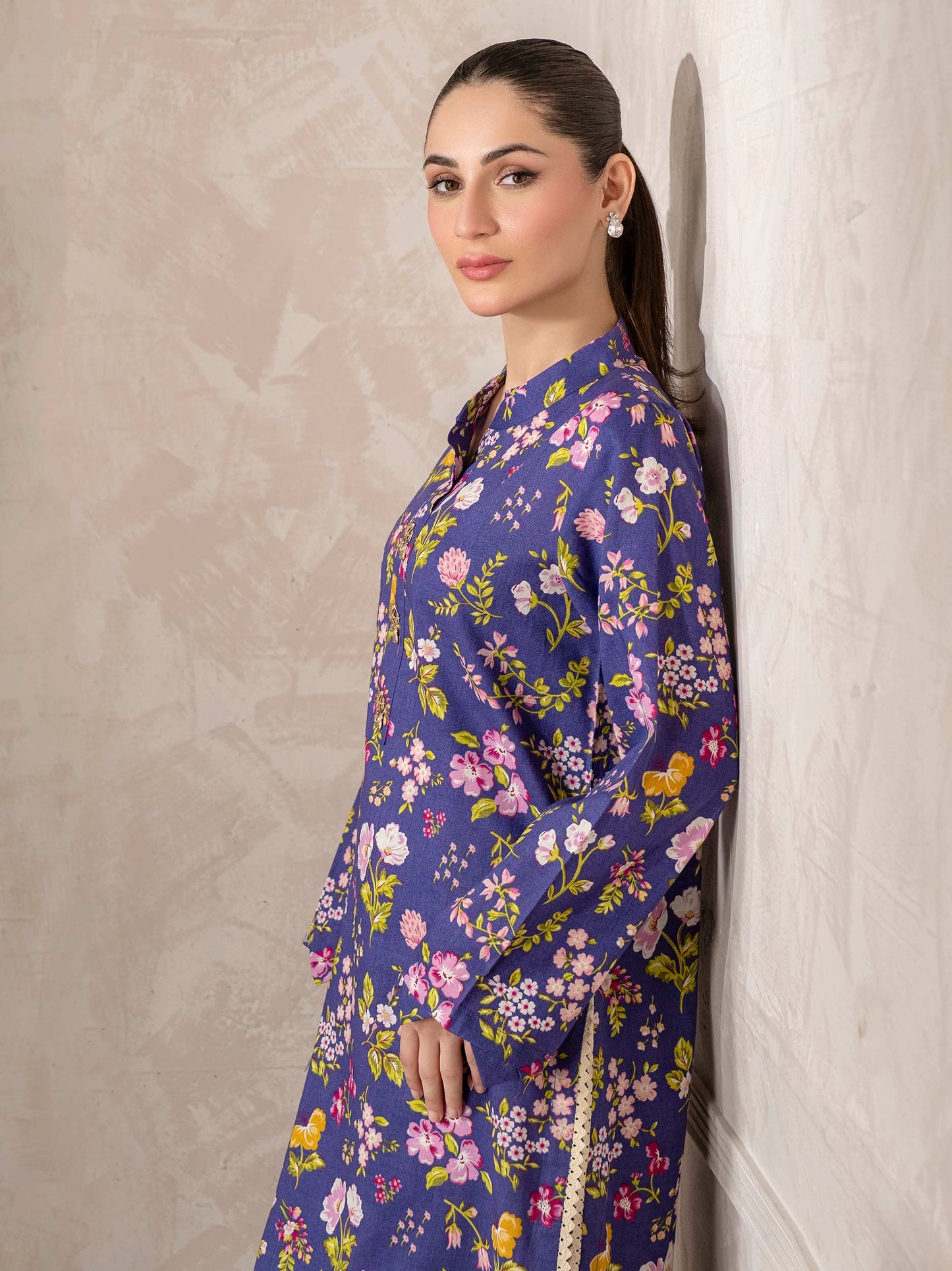 2 Piece Khaddar Suit-Printed (Unstitched)