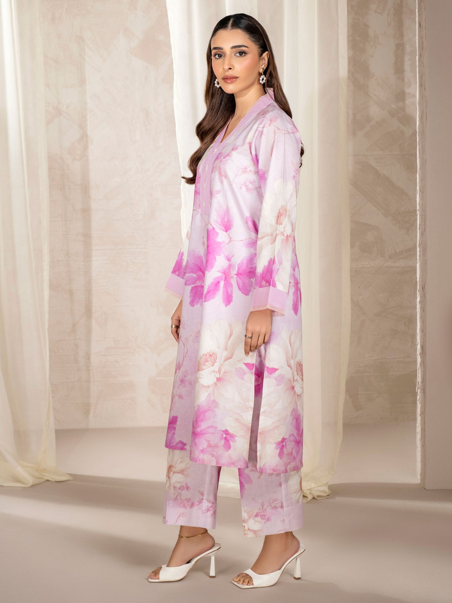 2 Piece Khaddar Suit-Printed (Unstitched)