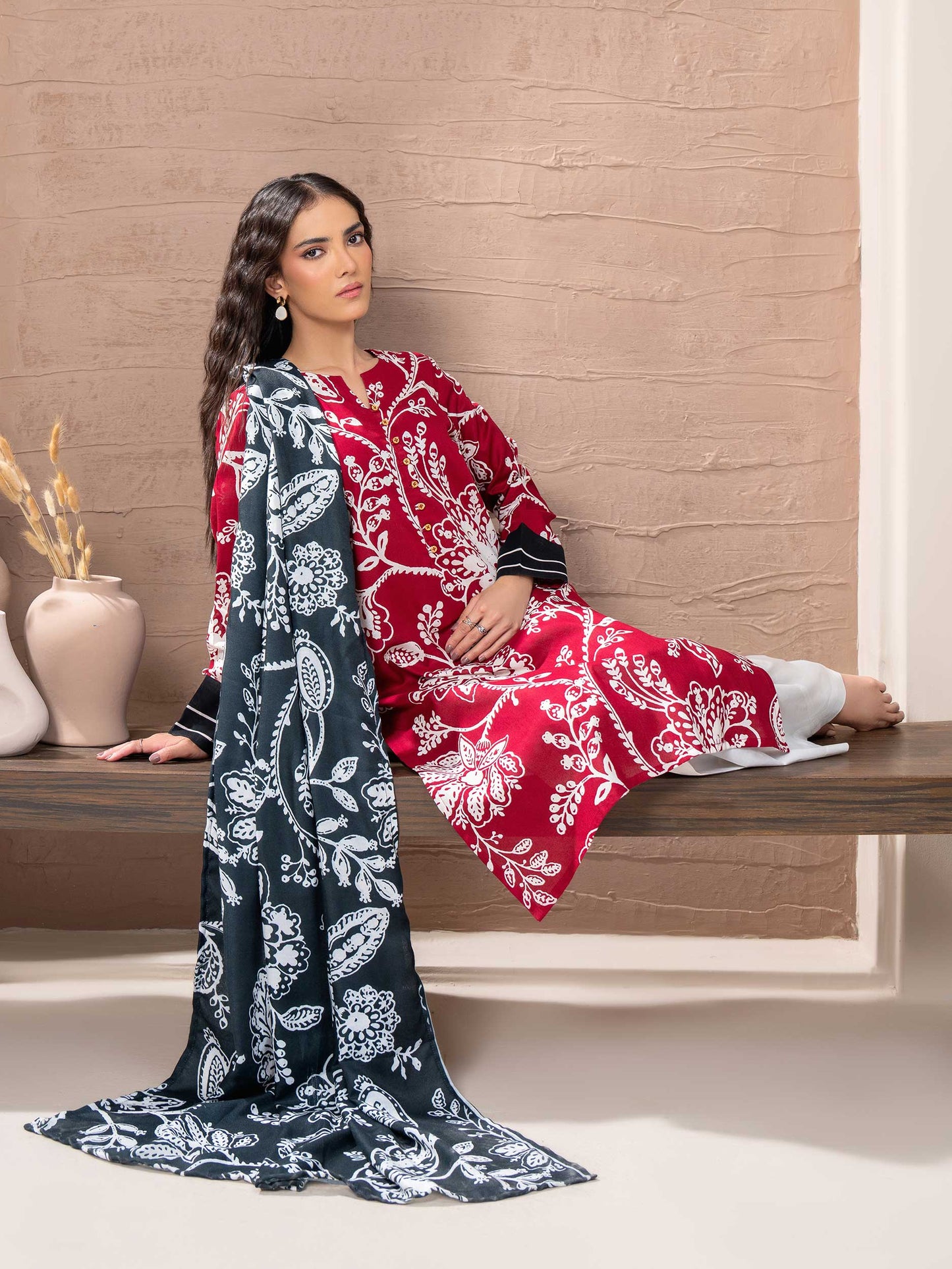 2 Piece Khaddar Suit-Printed (Unstitched)