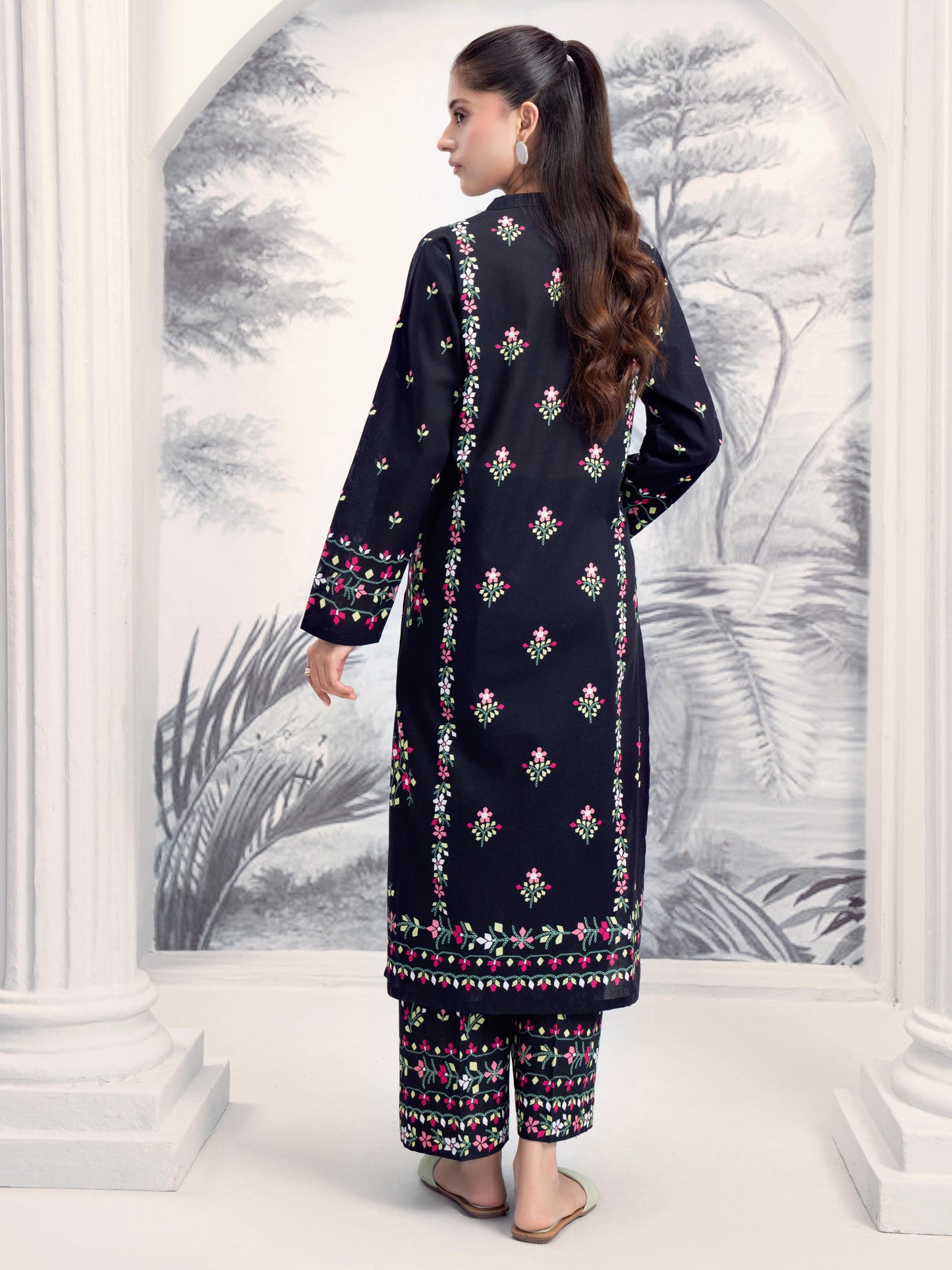 2 Piece Khaddar Suit-Printed (Unstitched)