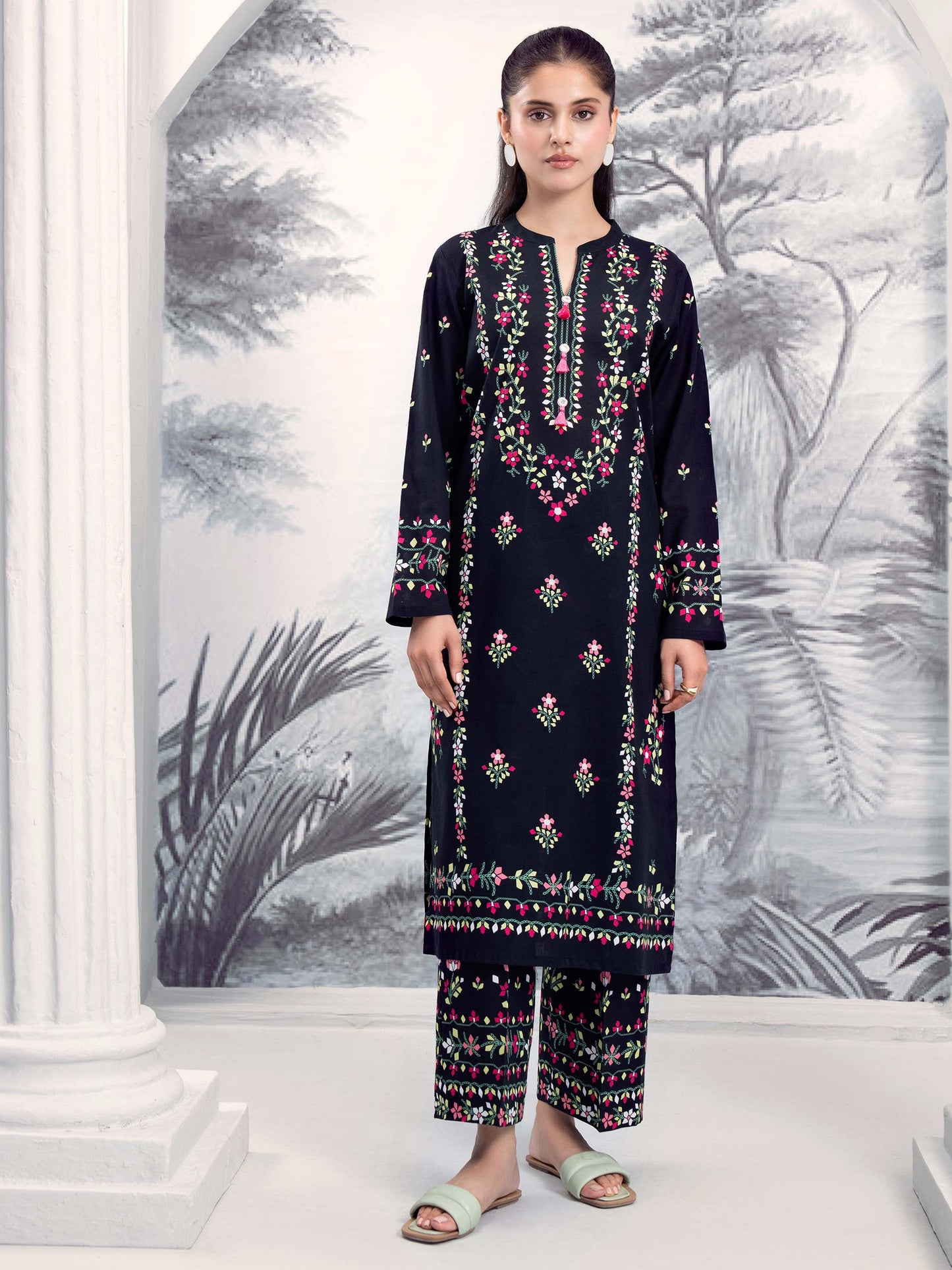 2 Piece Khaddar Suit-Printed (Unstitched)