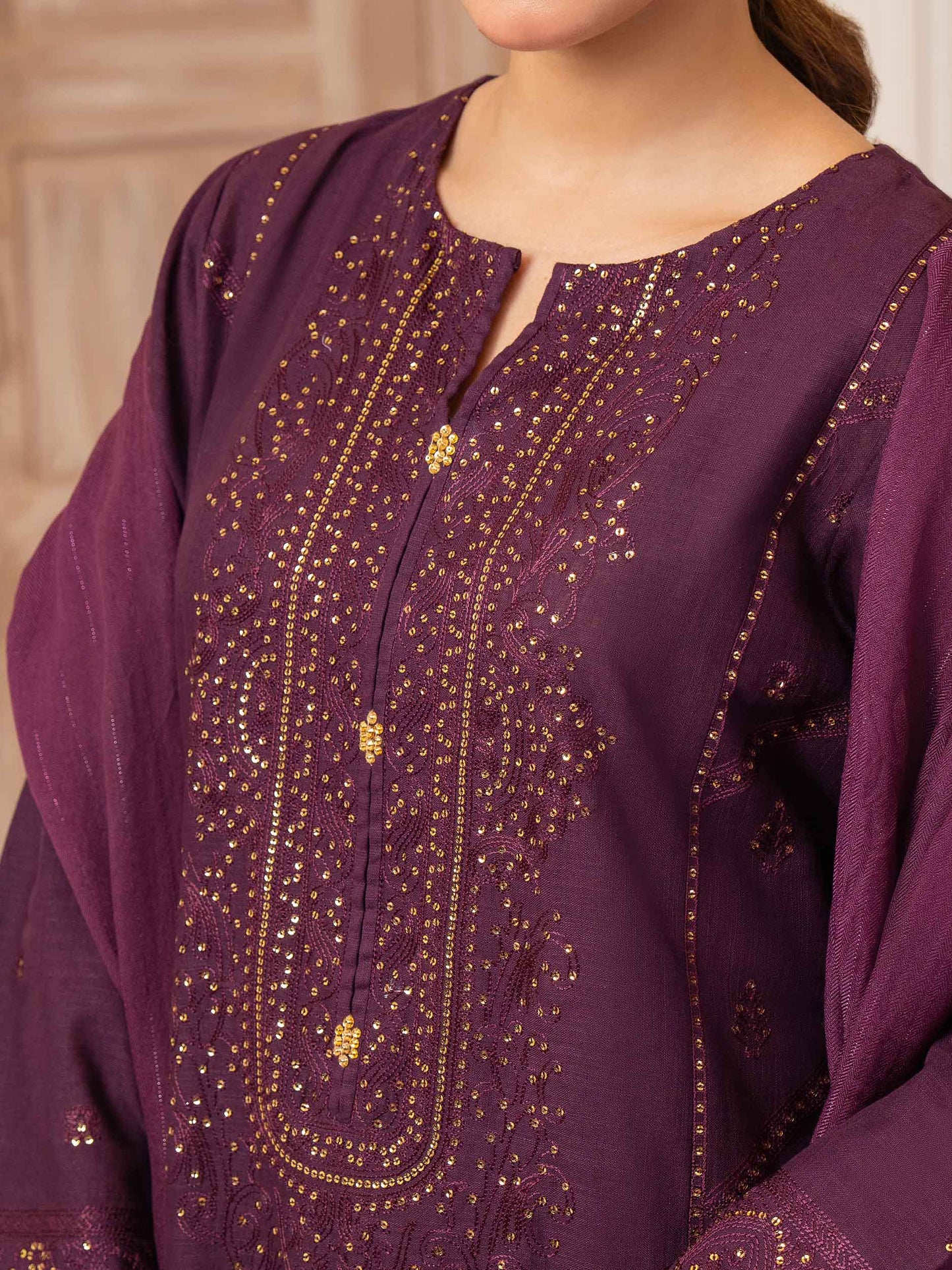 3 Piece Khaddar Suit-Embroidered (Unstitched)