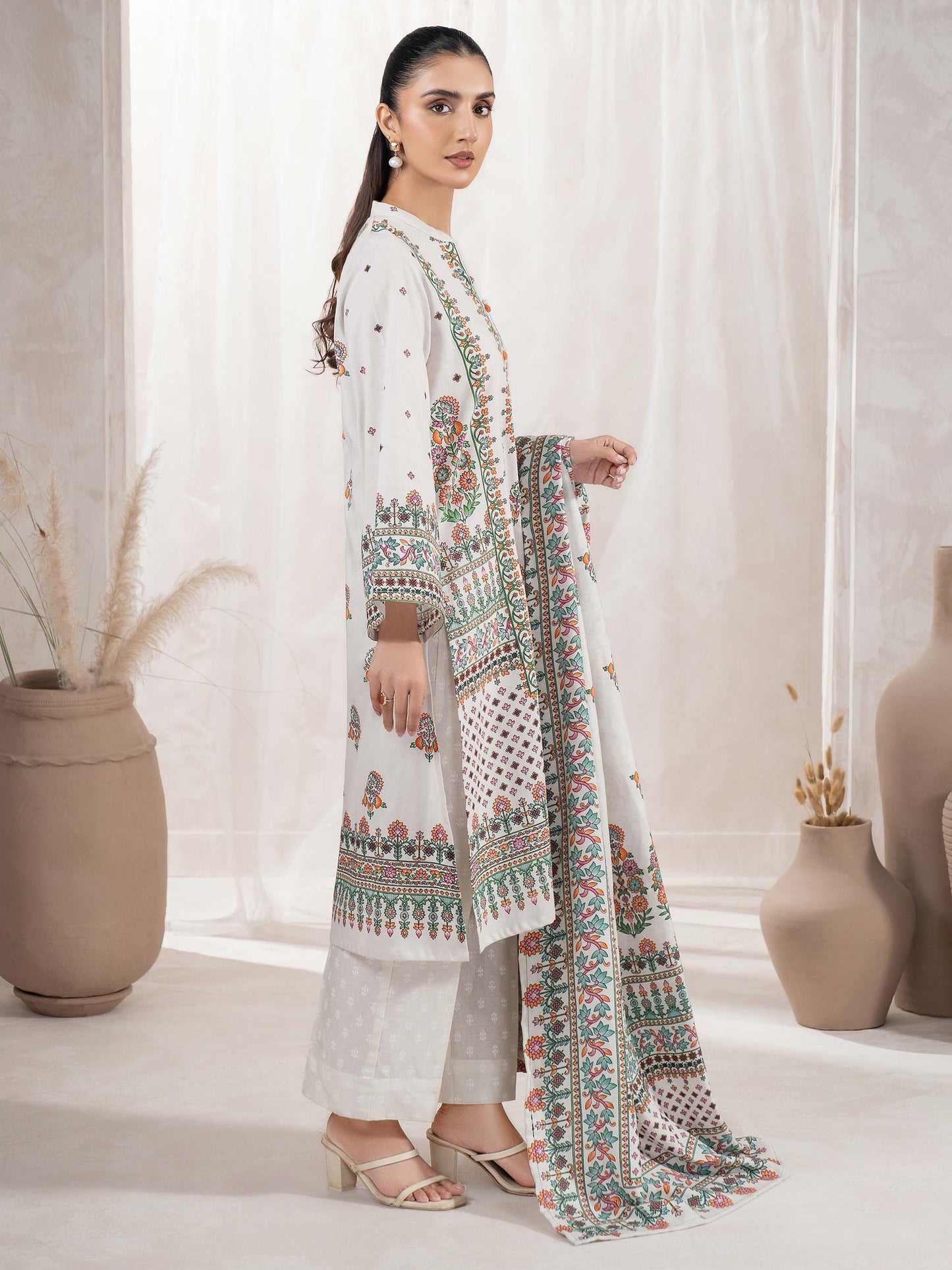 3 Piece Khaddar Suit-Paste Print (Unstitched)