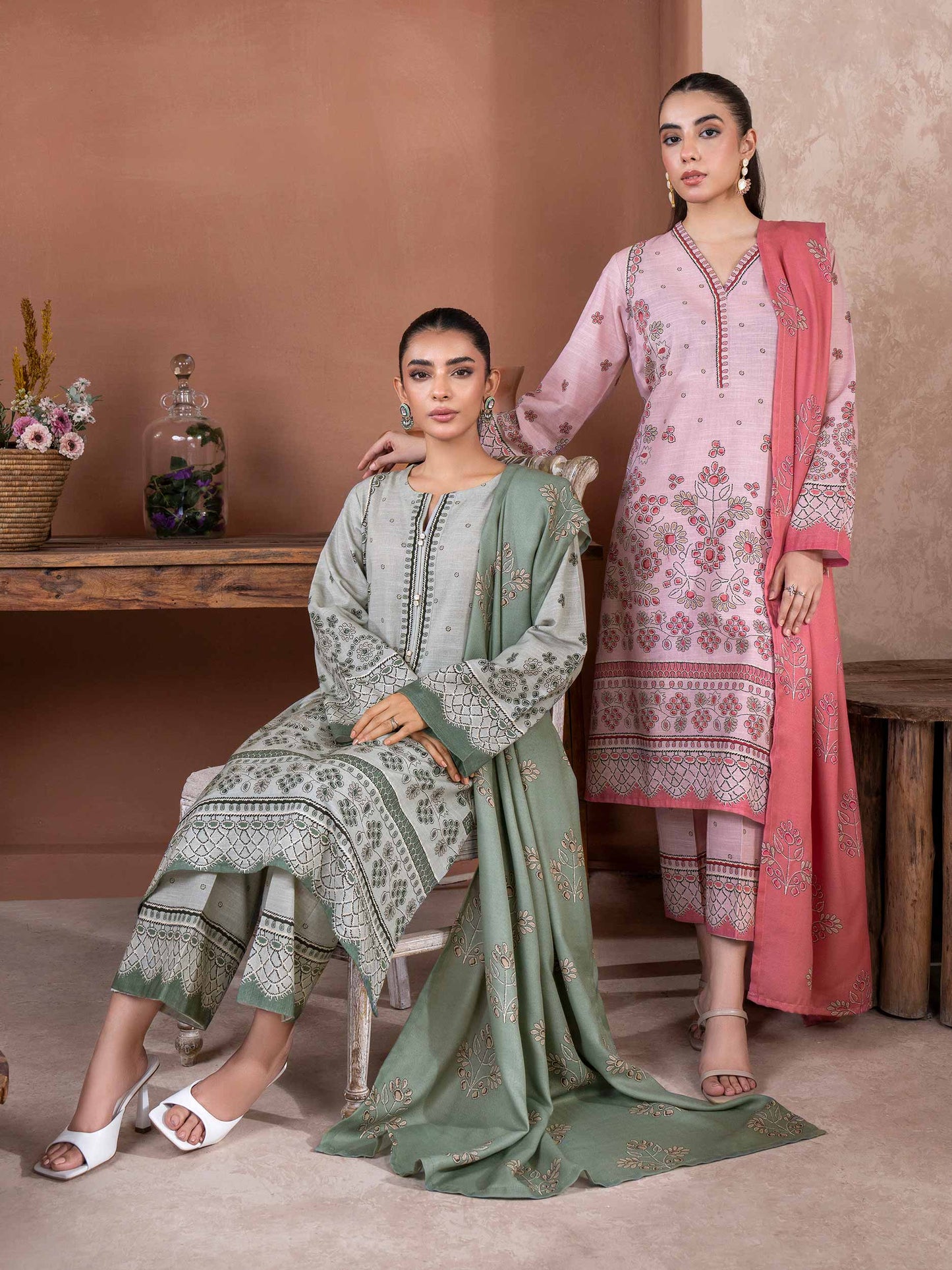 3 Piece Khaddar Suit-Printed (Unstitched)