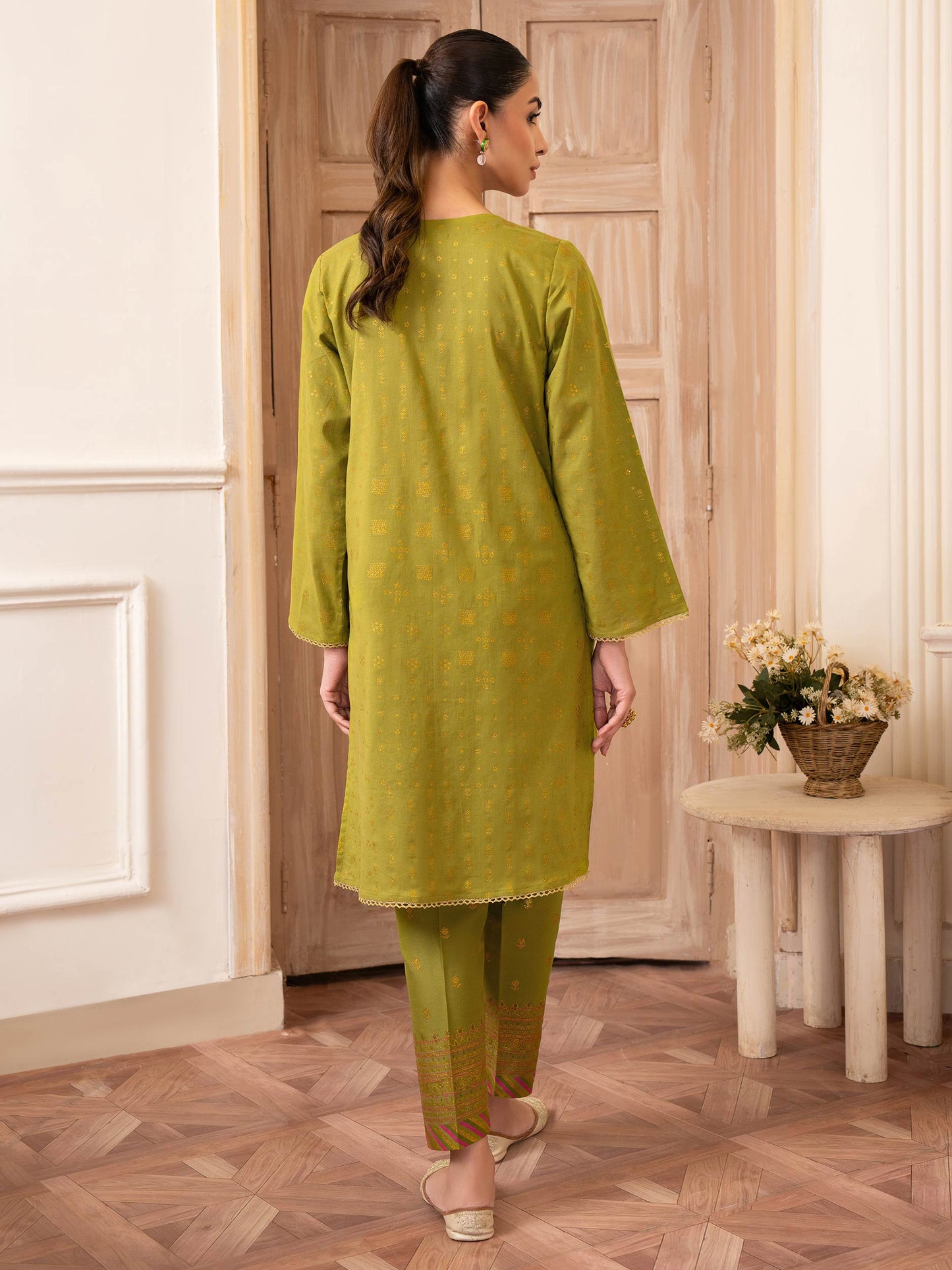 2 Piece Khaddar Suit-Embroidered (Unstitched)