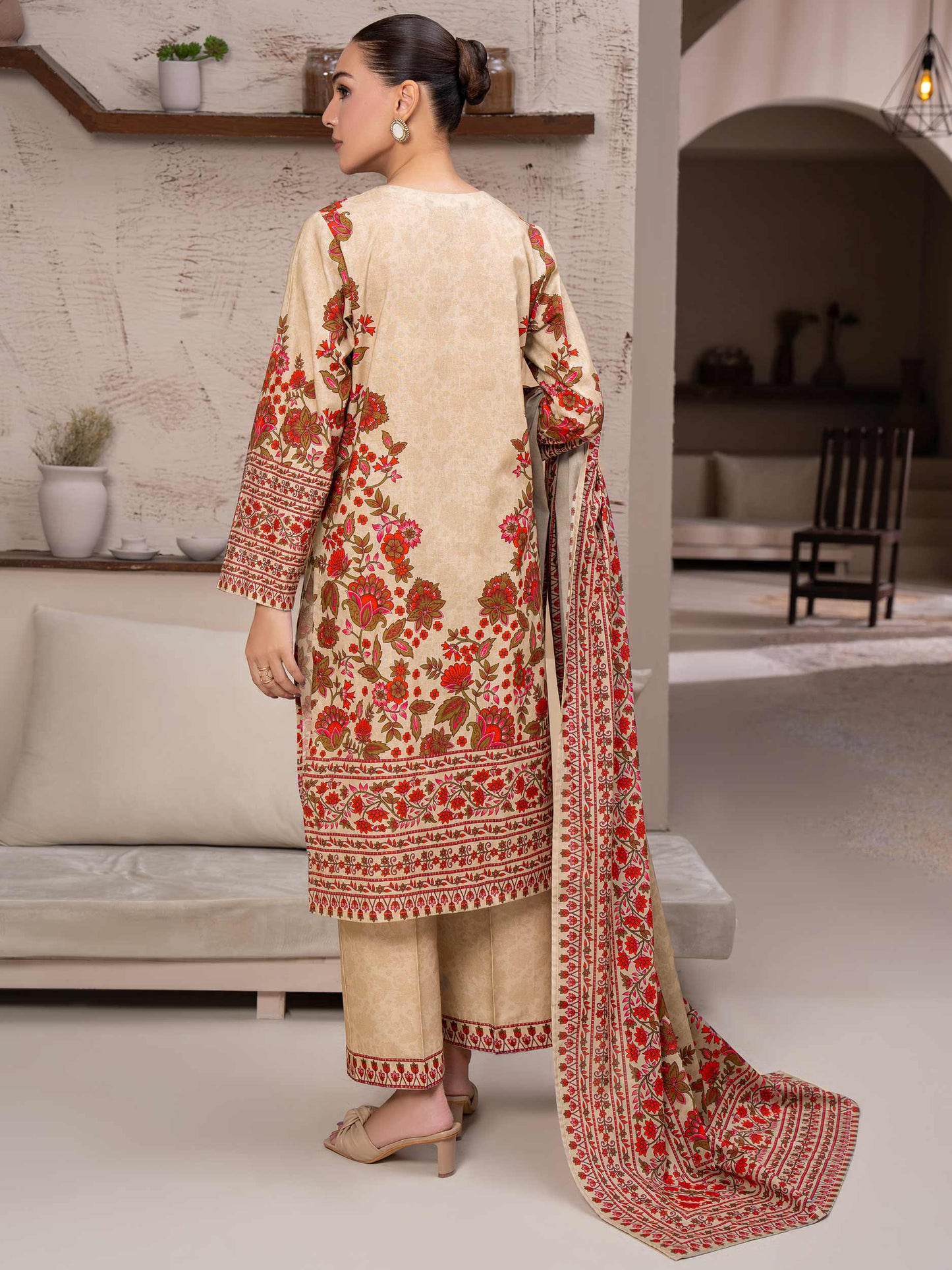 3 Piece Khaddar Suit-Embroidered (Unstitched)