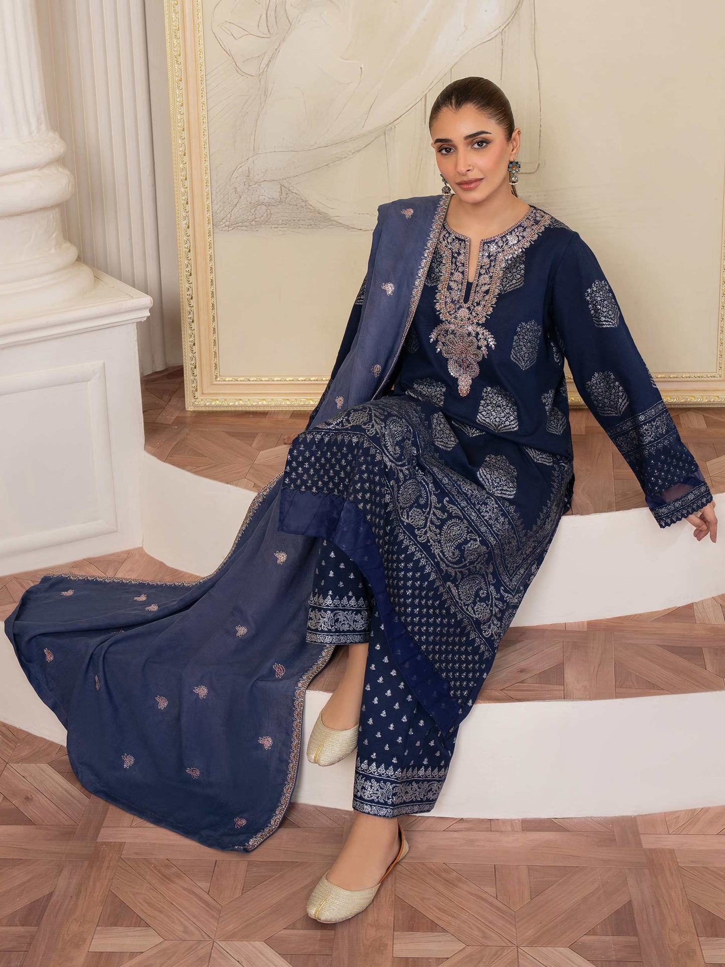 3 Piece Khaddar Suit-Embroidered (Unstitched)