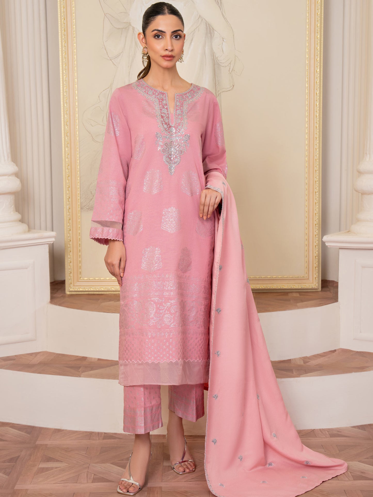 3 Piece Khaddar Suit-Embroidered (Unstitched)