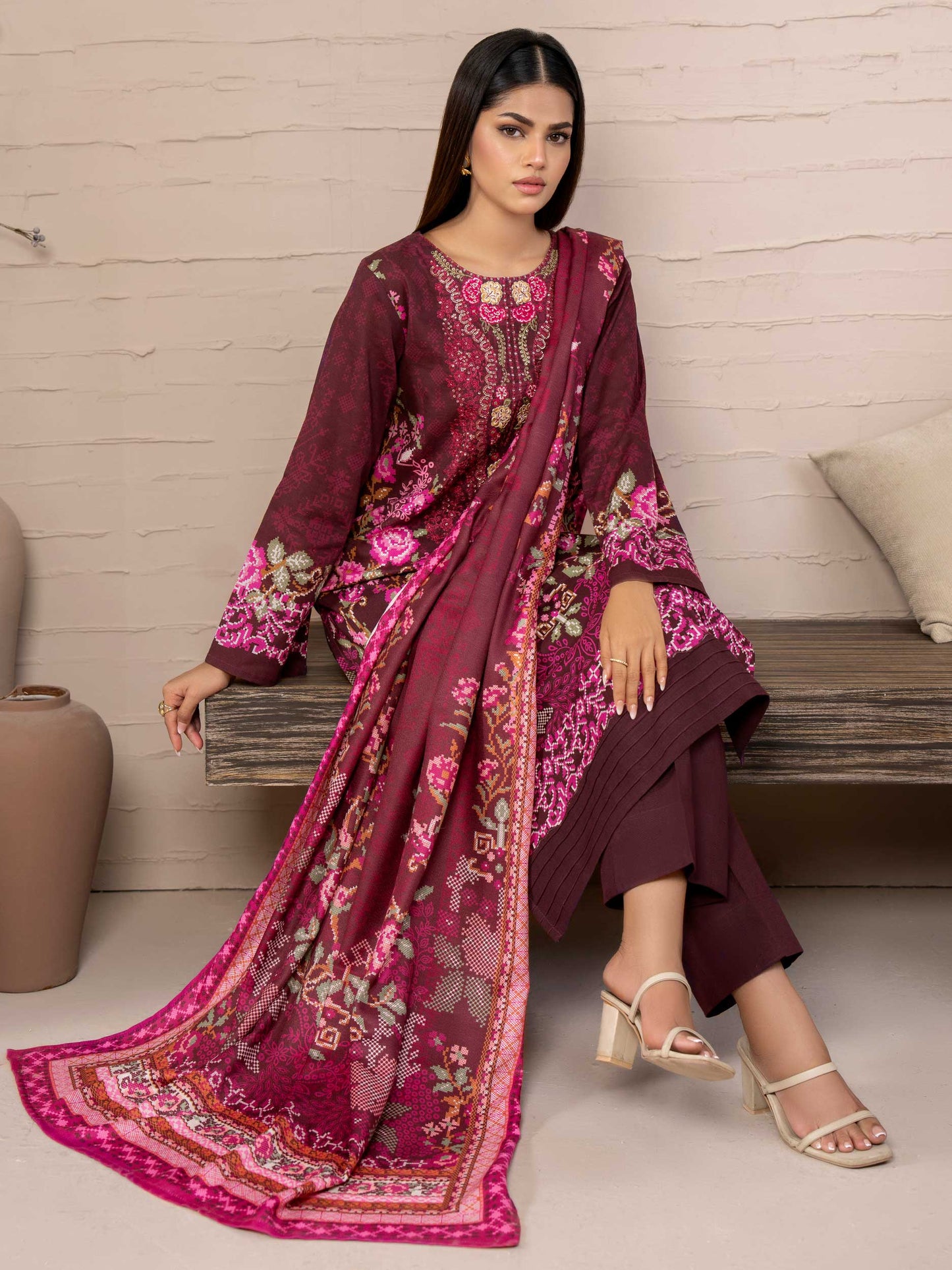 3 Piece Khaddar Suit-Embroidered (Unstitched)