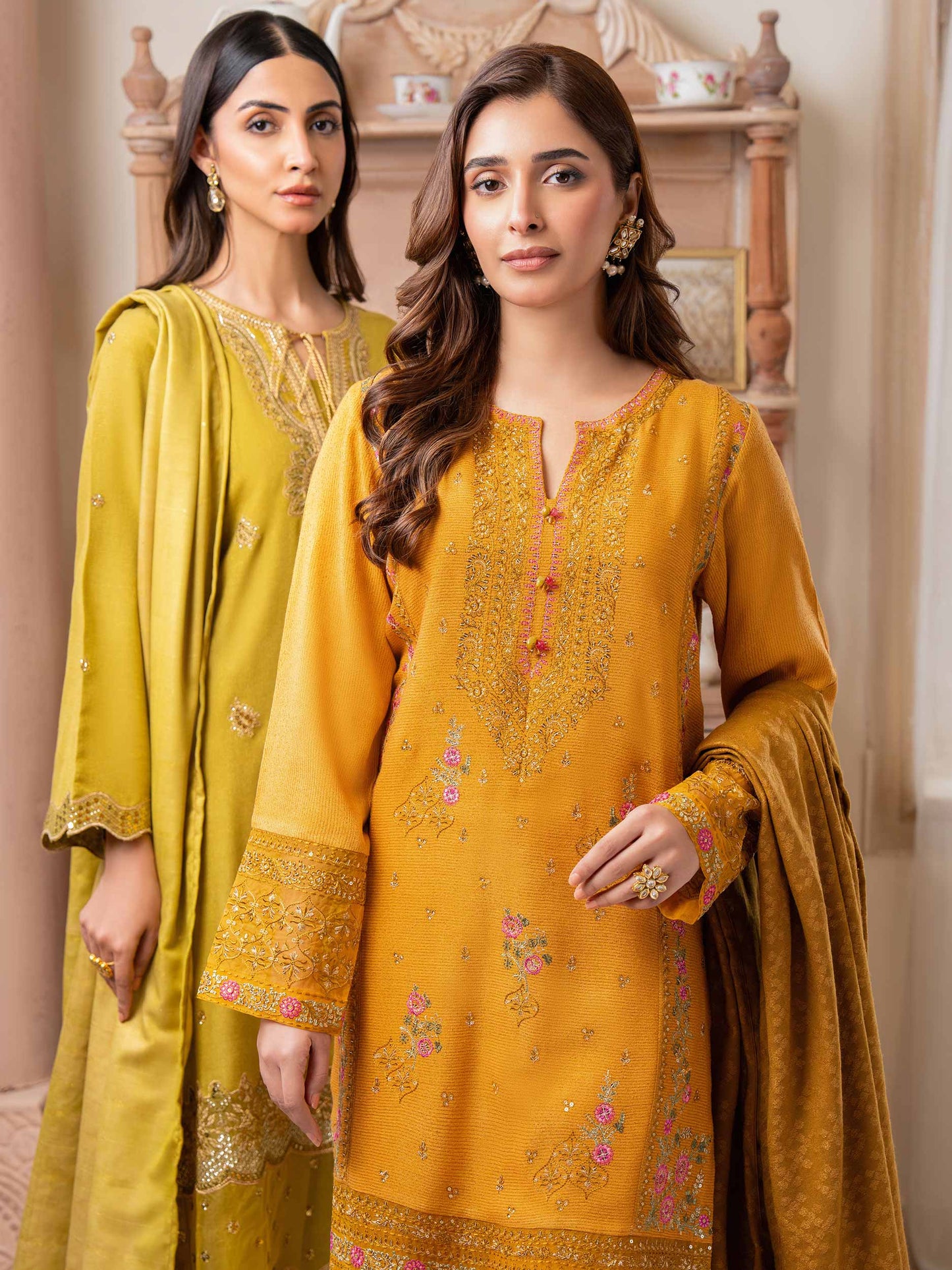 3 Piece Zari Suit-Embroidered (Unstitched)