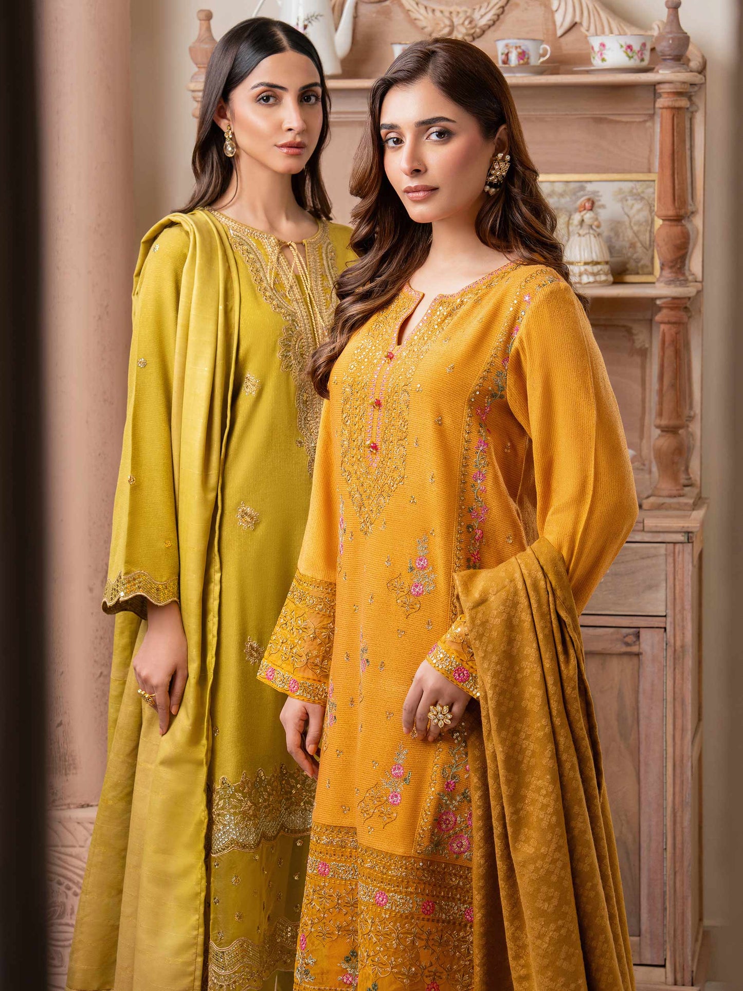 3 Piece Zari Suit-Embroidered (Unstitched)