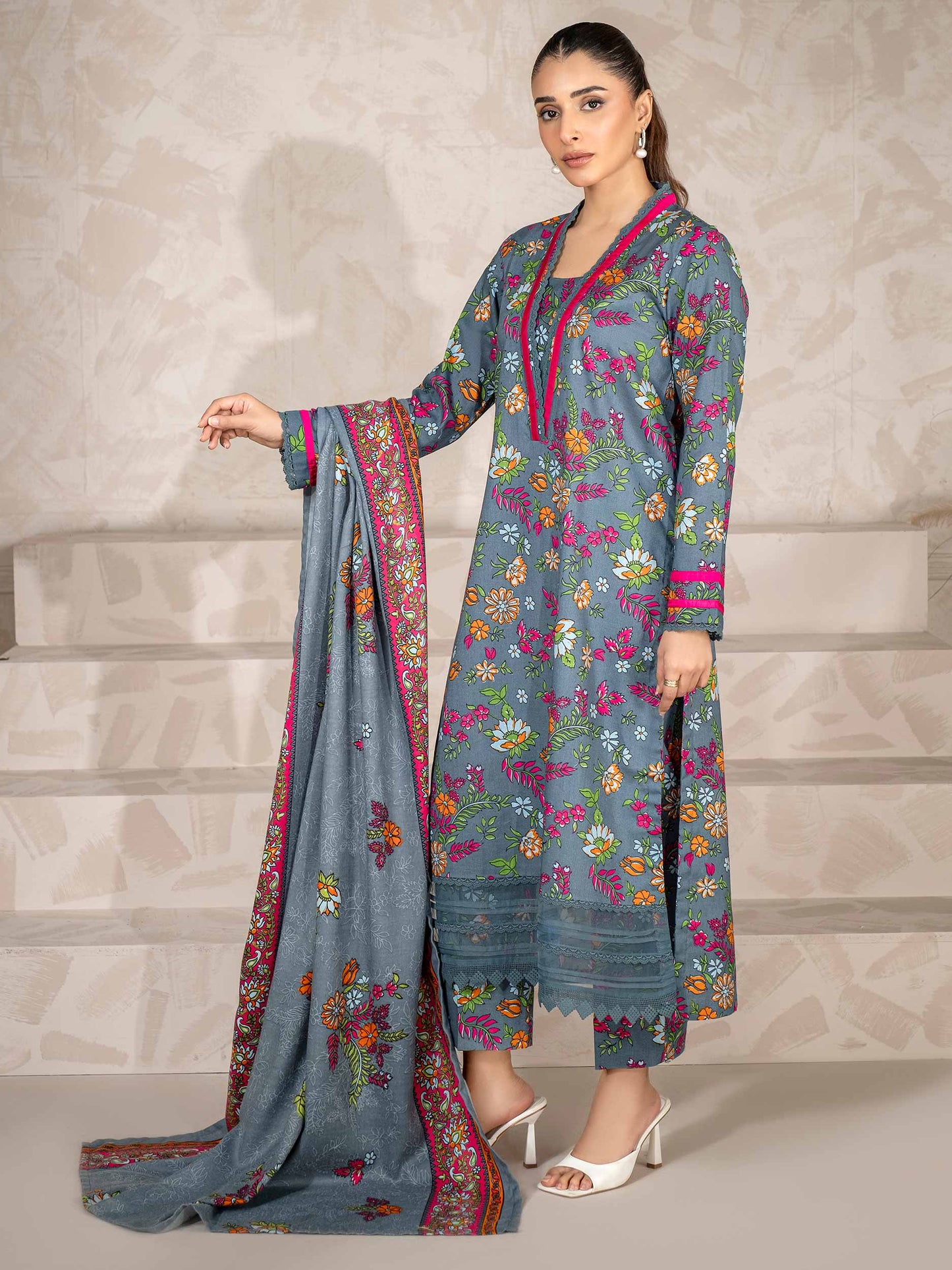 3 Piece Khaddar Suit-Printed (Unstitched)