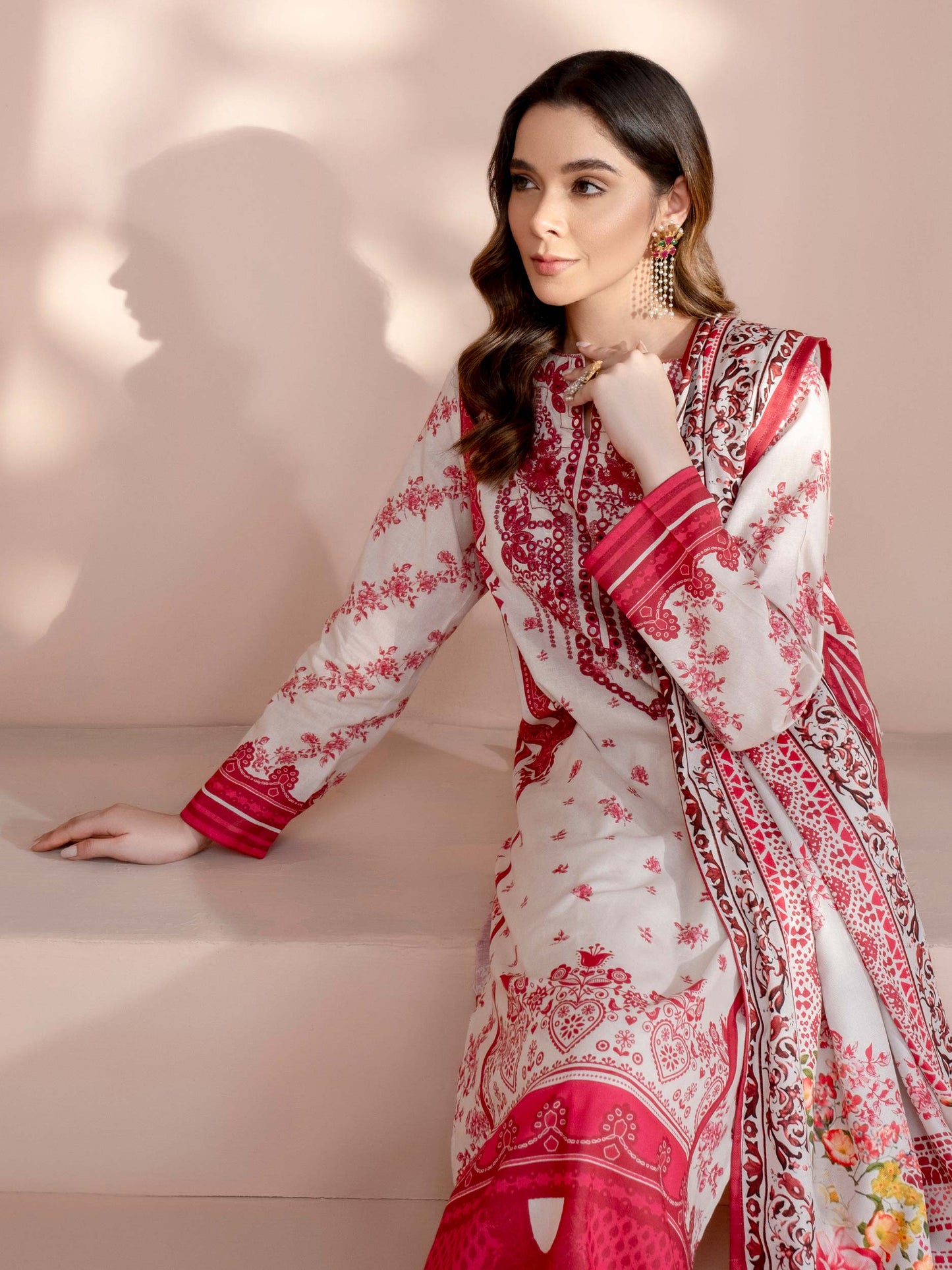 3 Piece Khaddar Suit-Embroidered (Unstitched)