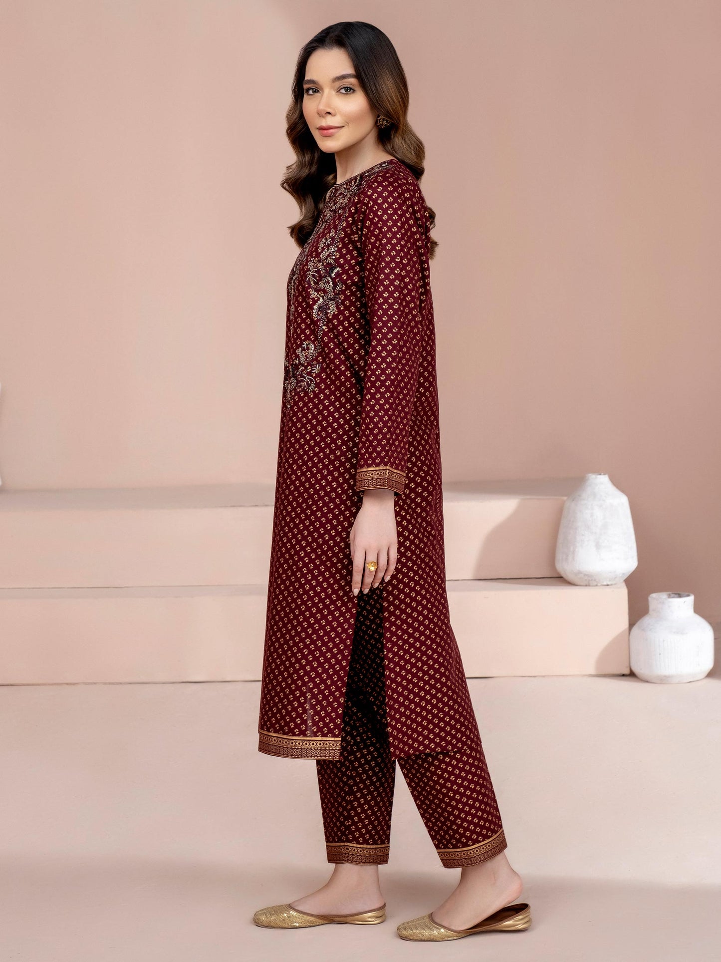 2 Piece Khaddar Suit-Embroidered (Unstitched)