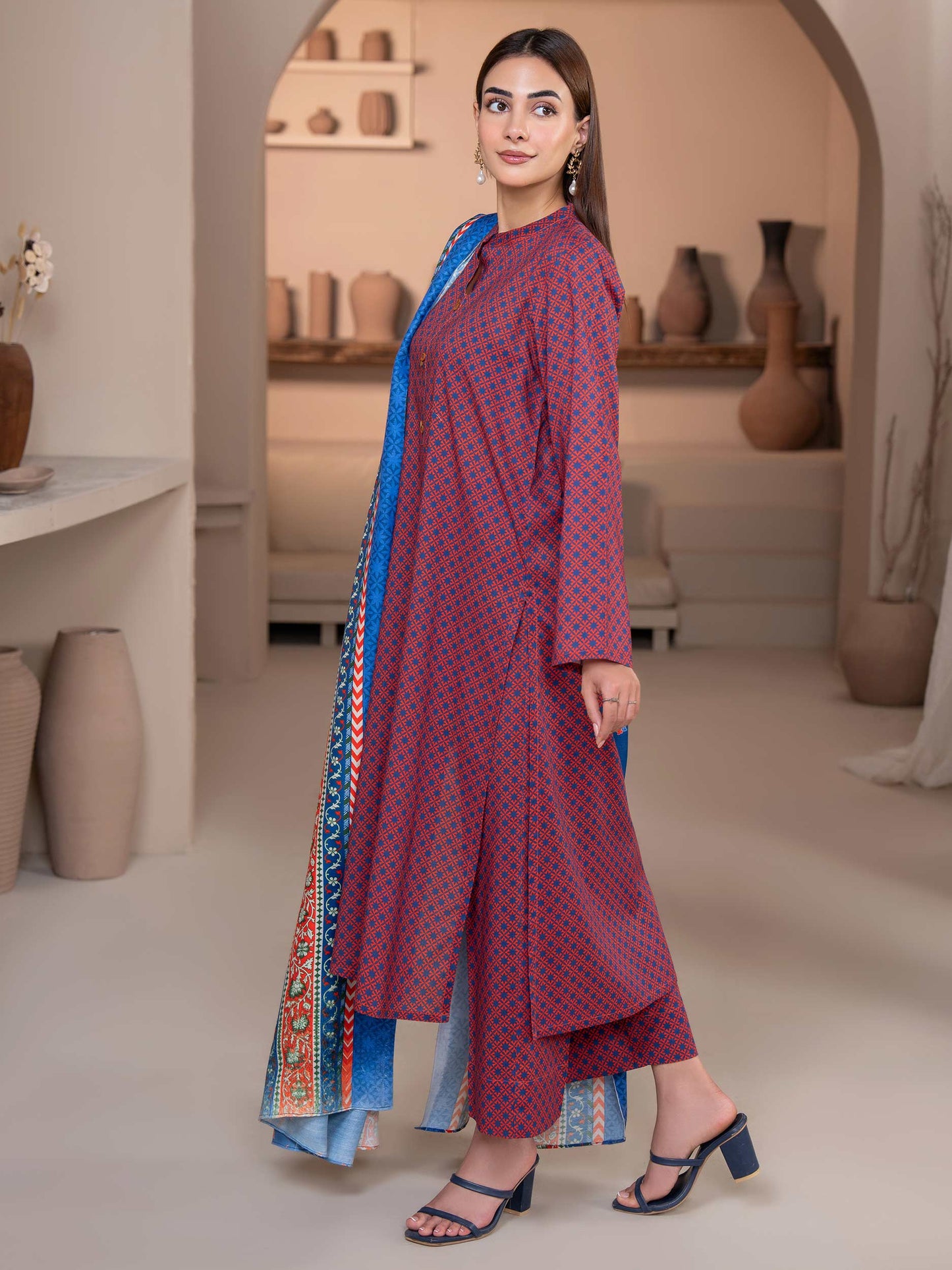 3 Piece Khaddar Suit-Printed (Unstitched)