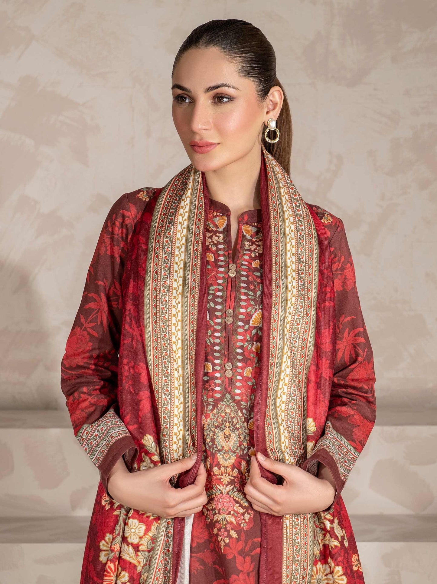 3 Piece Khaddar Suit-Printed (Unstitched)