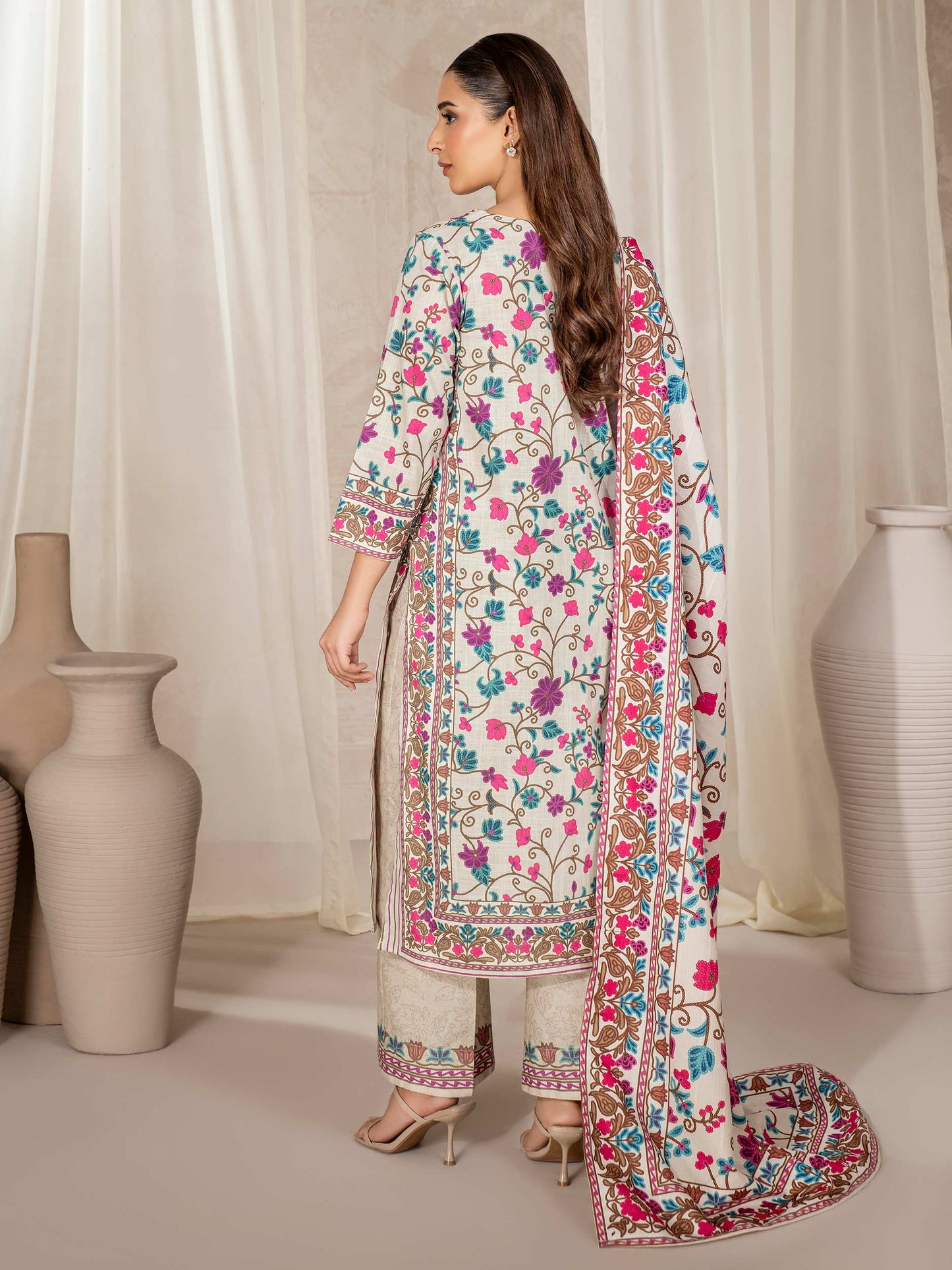 3 Piece Khaddar Suit-Printed (Unstitched)