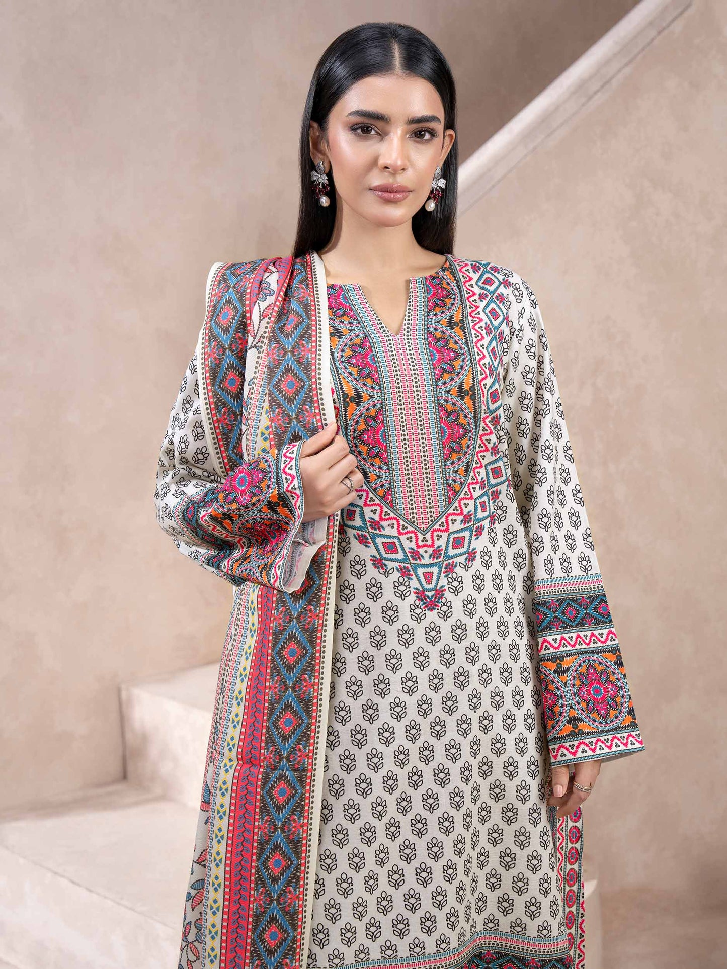 3 Piece Khaddar Suit-Printed (Unstitched)