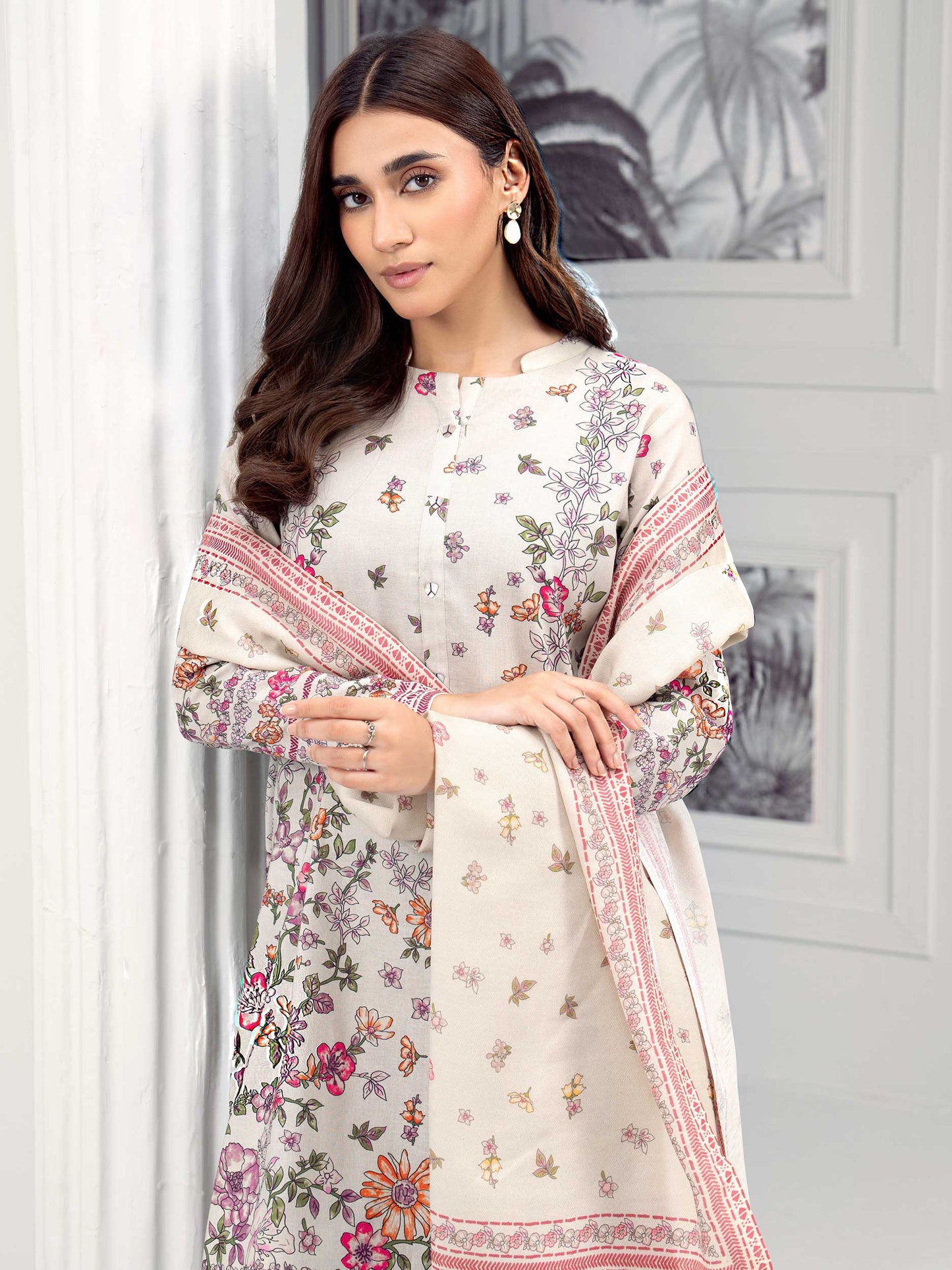 3 Piece Khaddar Suit-Printed (Unstitched)