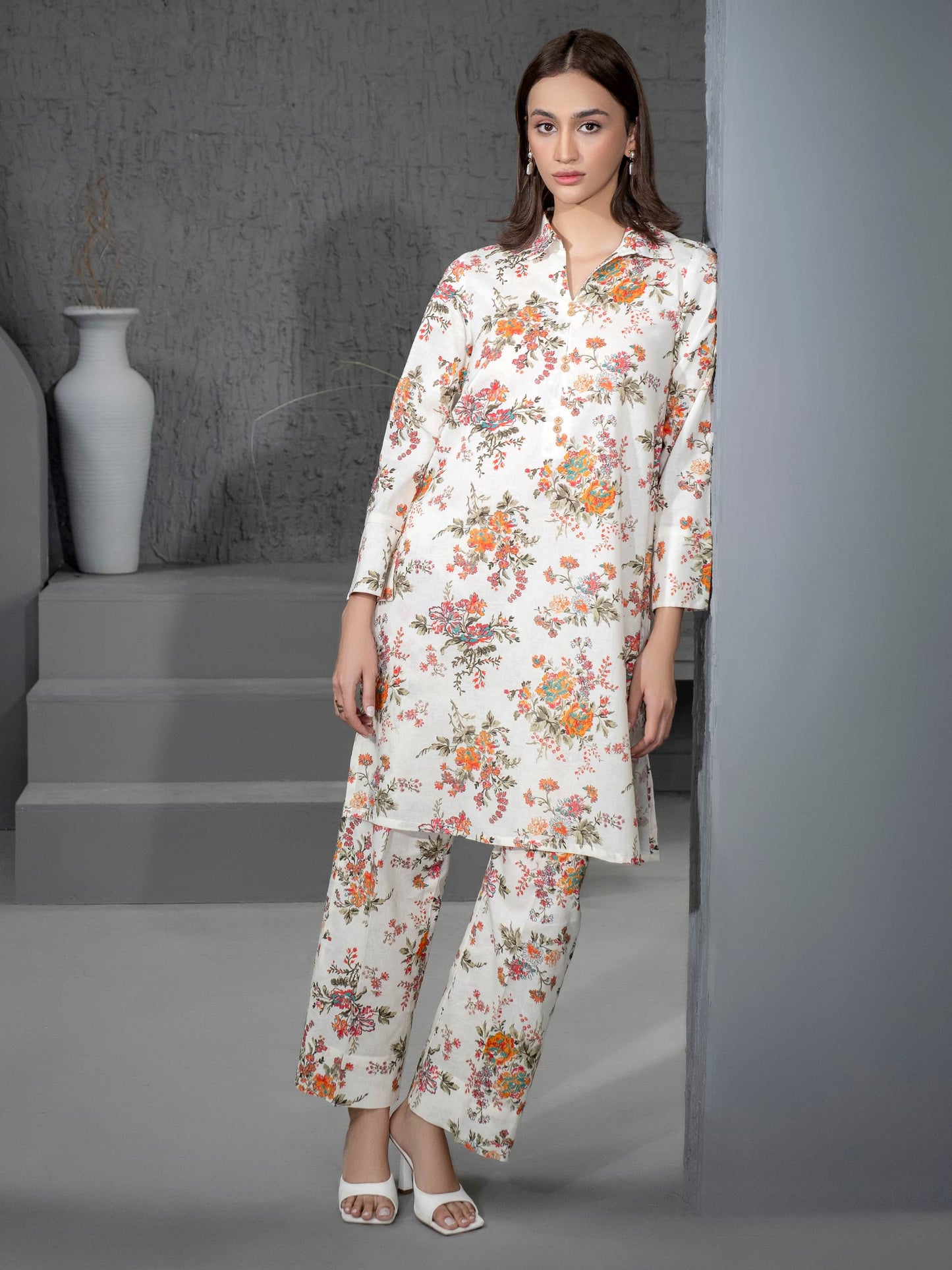 2 Piece Khaddar Suit-Printed (Unstitched)