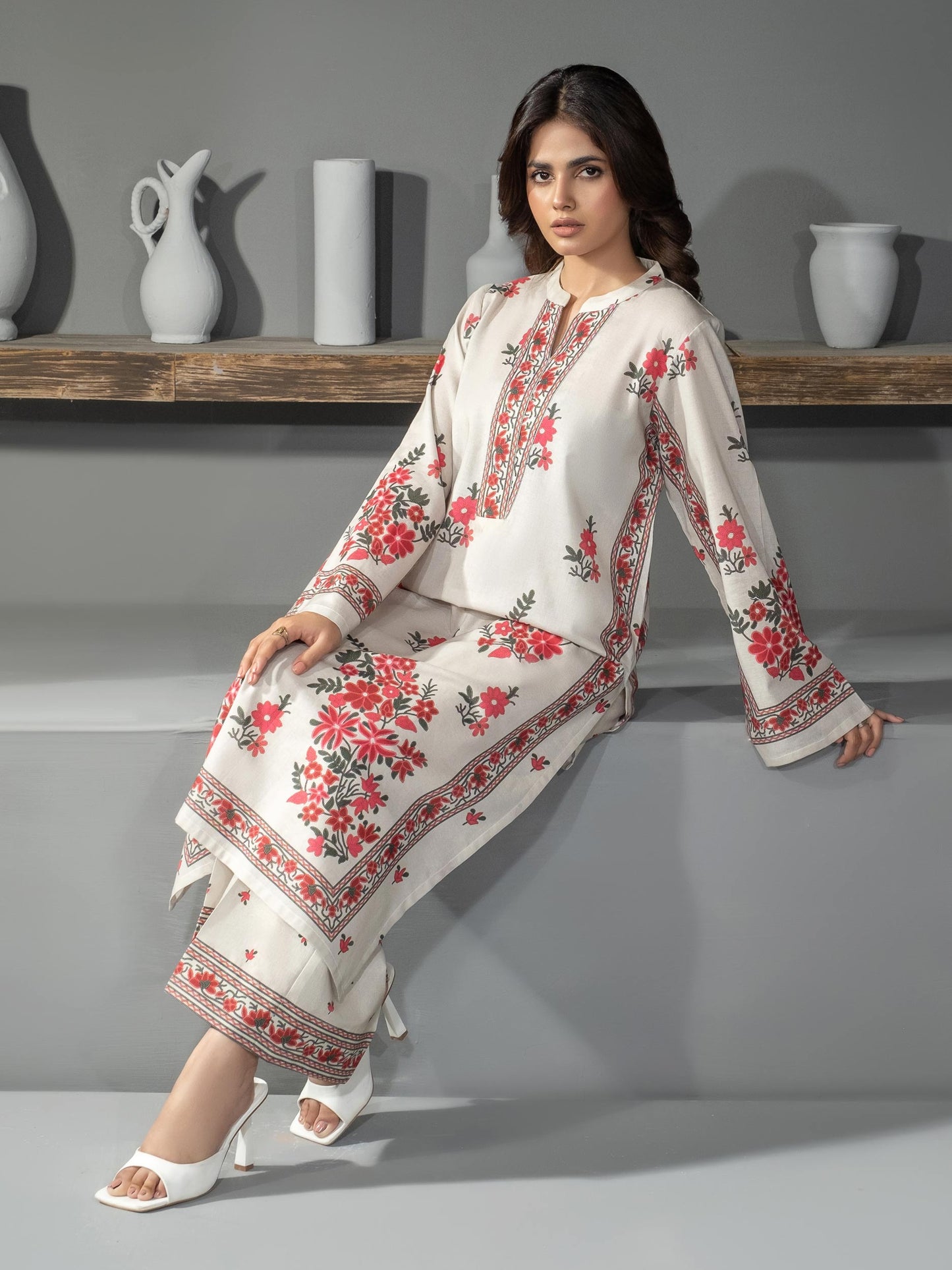 2 Piece Khaddar Suit-Printed (Unstitched)