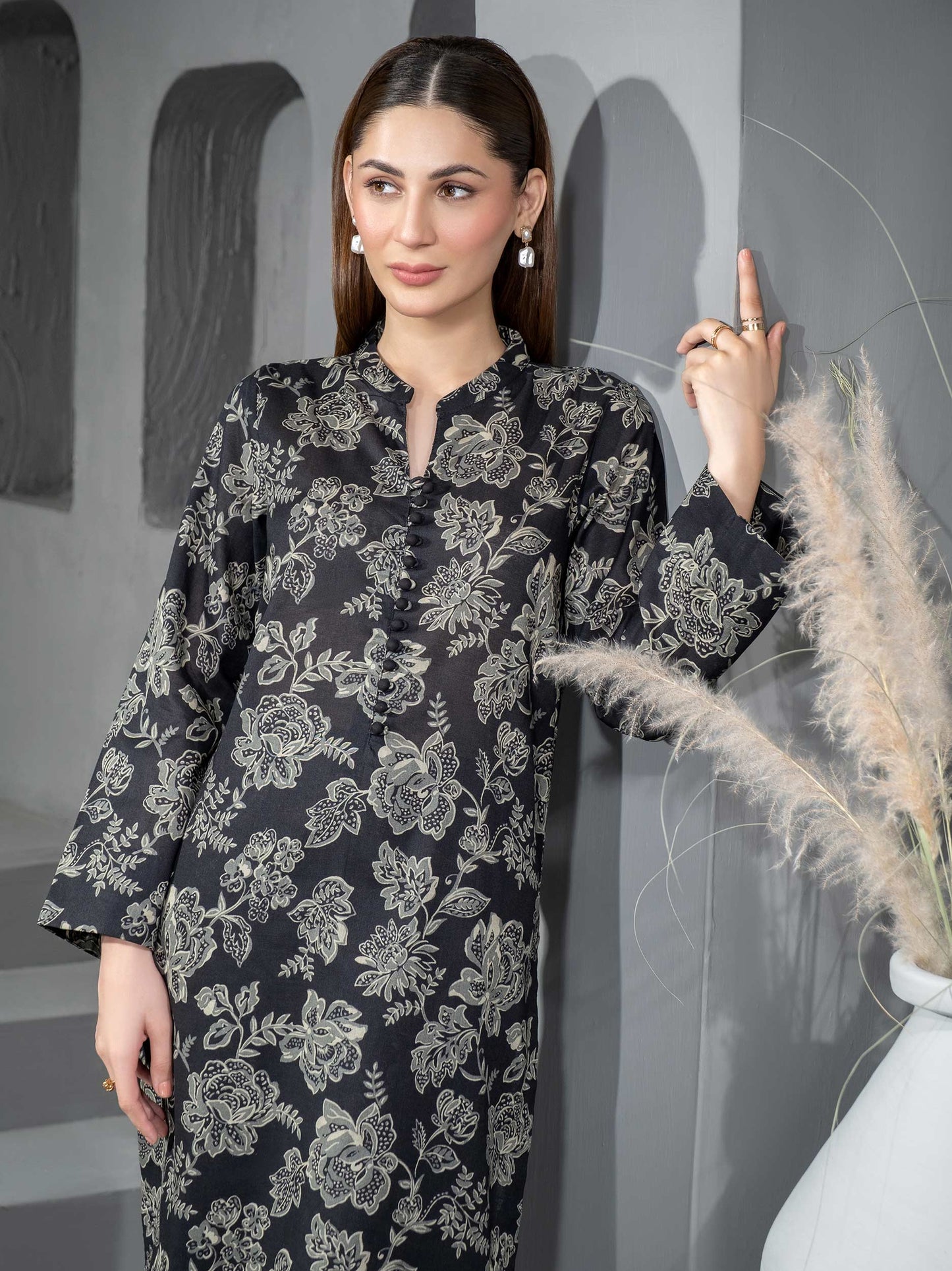 2 Piece Khaddar Suit-Printed (Unstitched)