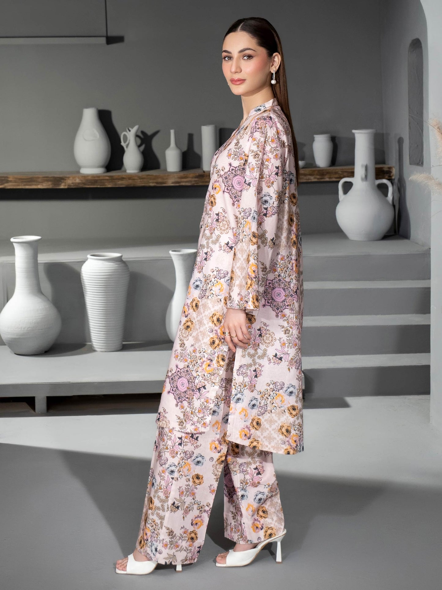 2 Piece Khaddar Suit-Printed (Unstitched)