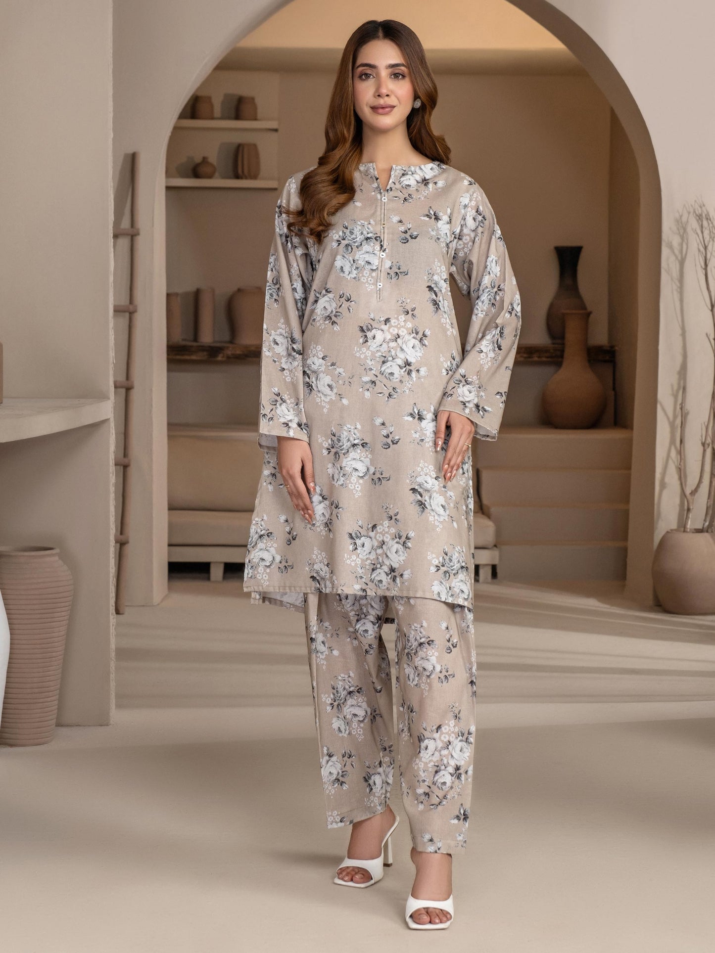 2 Piece Khaddar Suit-Printed (Unstitched)