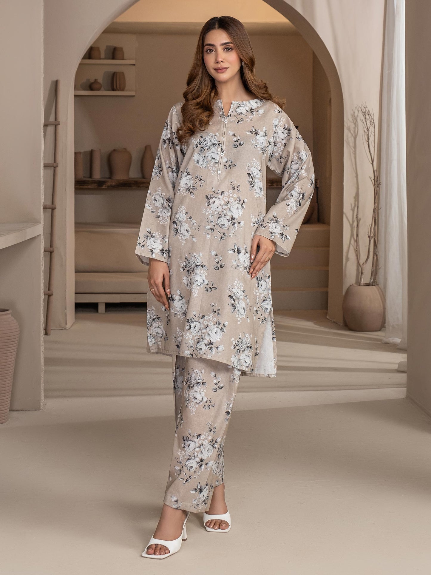 2 Piece Khaddar Suit-Printed (Unstitched)