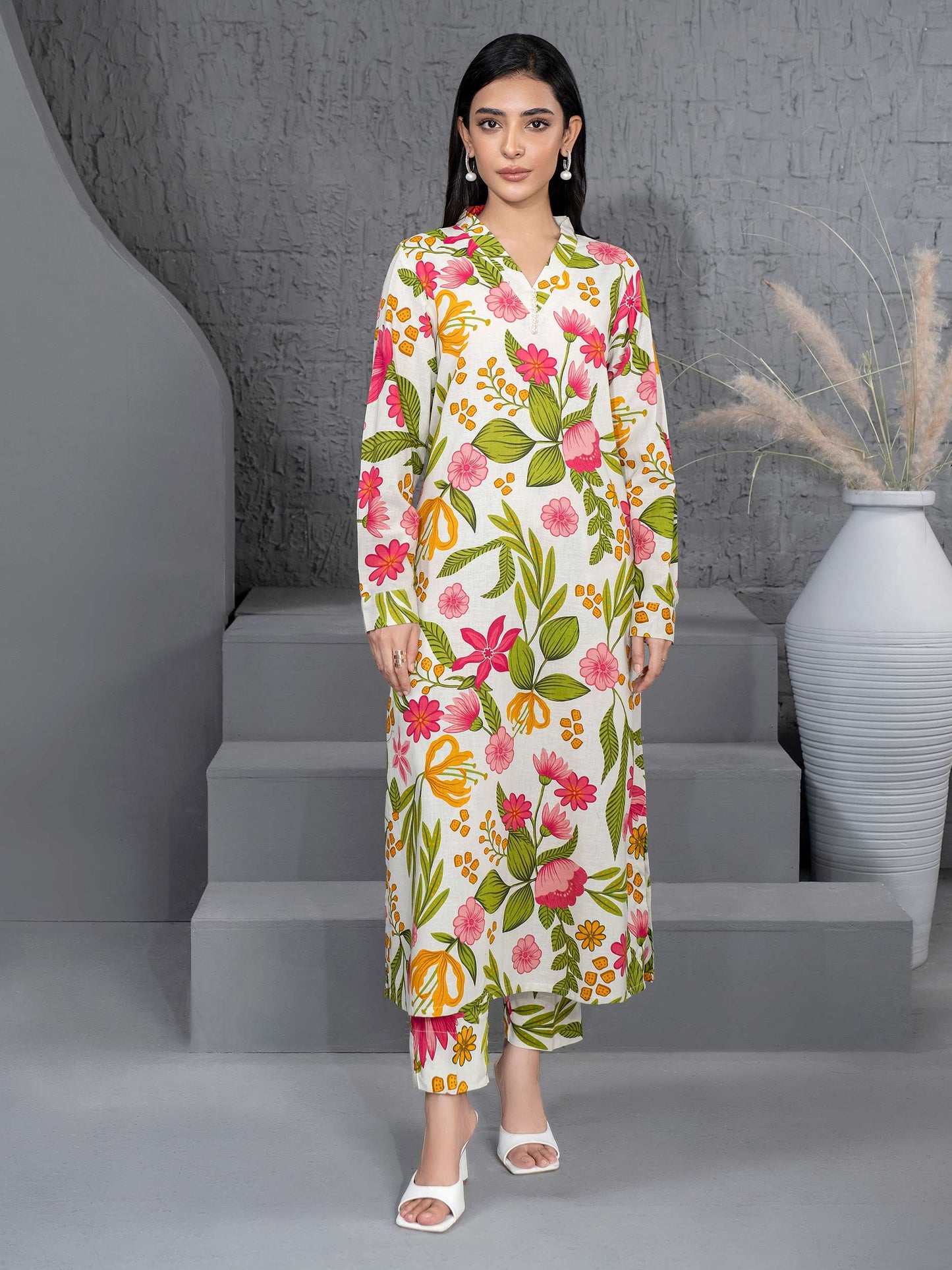 2 Piece Khaddar Suit-Printed (Unstitched)