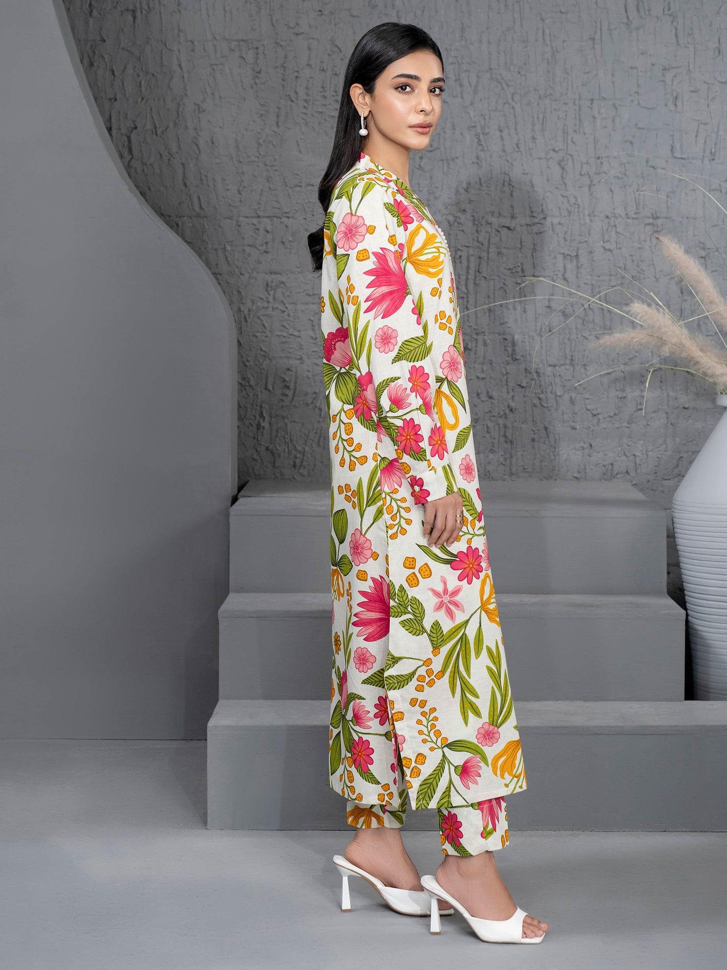 2 Piece Khaddar Suit-Printed (Unstitched)