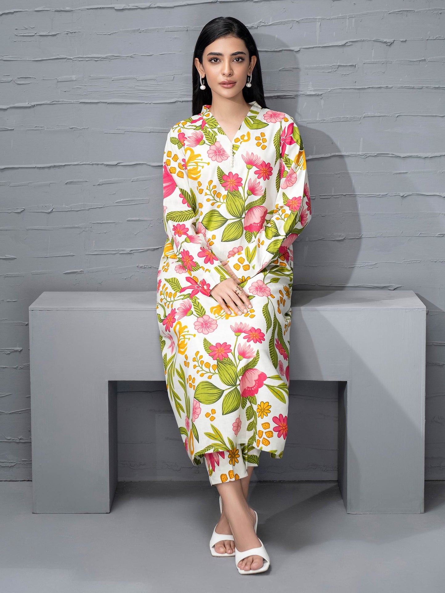 2 Piece Khaddar Suit-Printed (Unstitched)