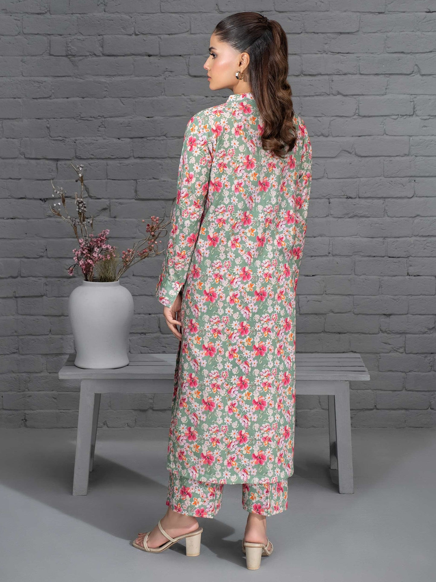 2 Piece Khaddar Suit-Printed (Unstitched)