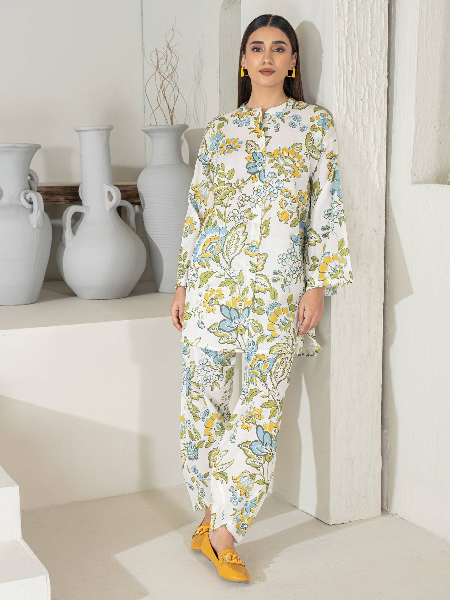 2 Piece Khaddar Suit-Printed (Unstitched)