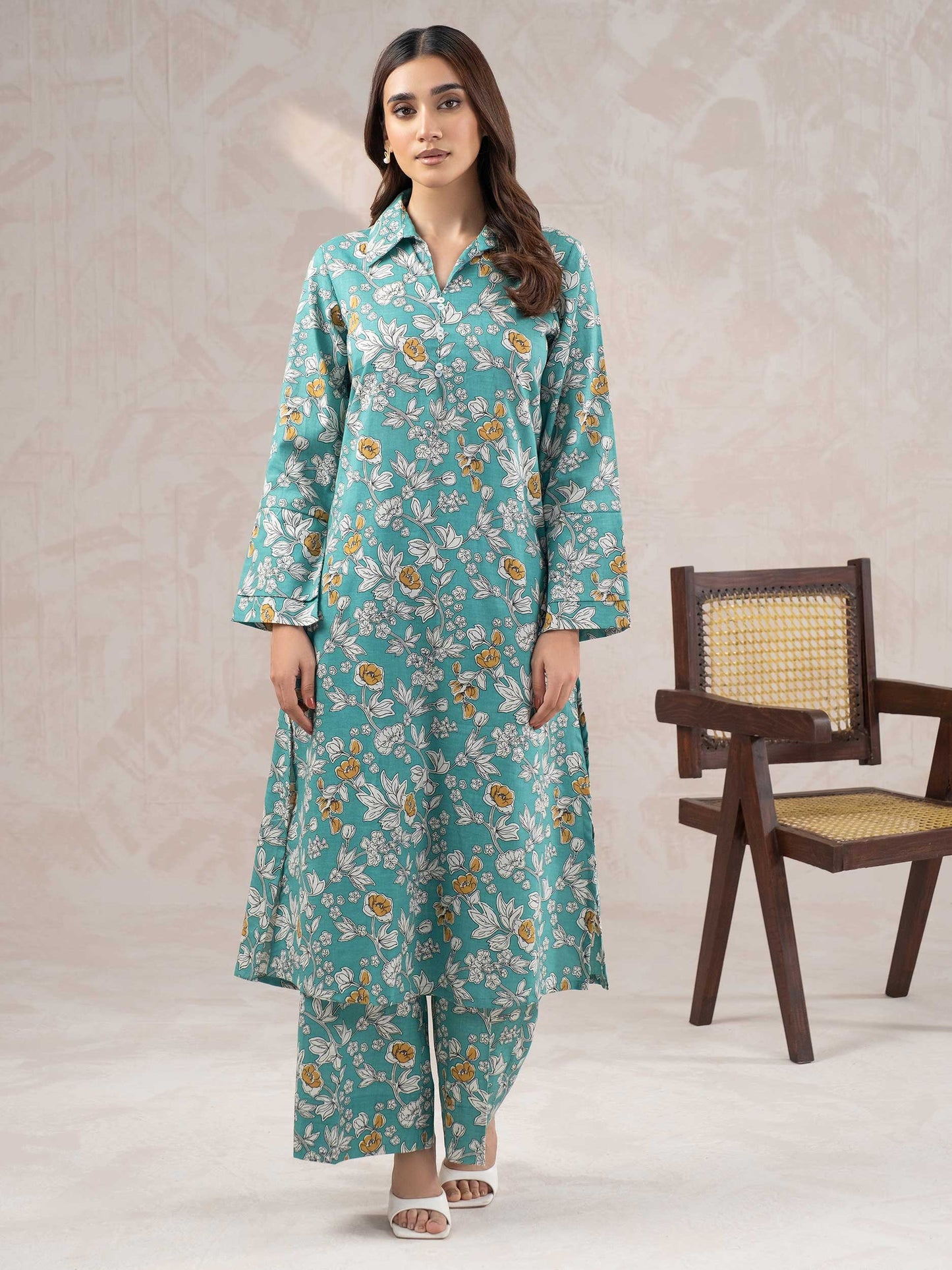 2 Piece Khaddar Suit-Printed (Unstitched)