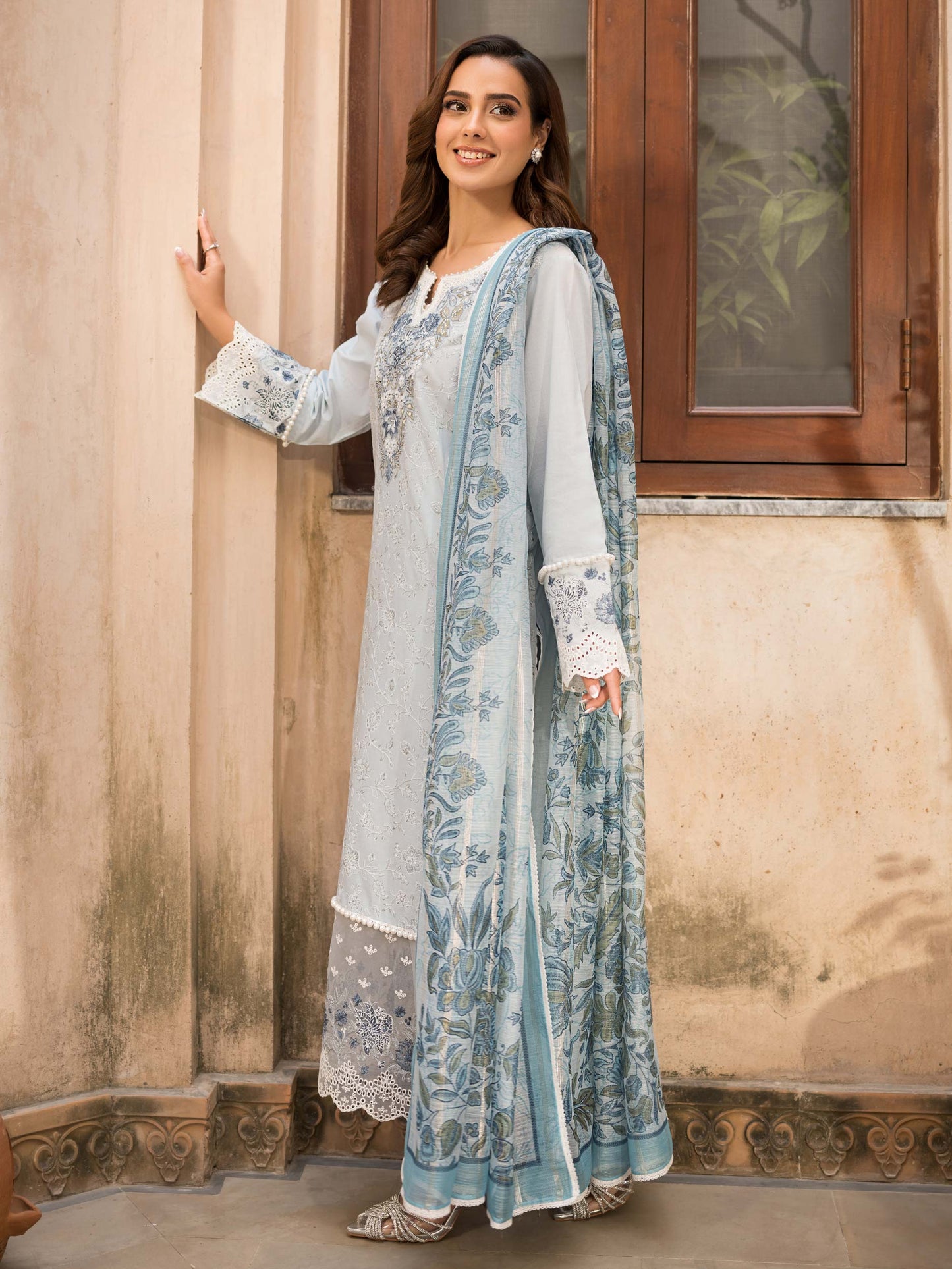 3 Piece Lawn Suit-Embroidered (Unstitched)