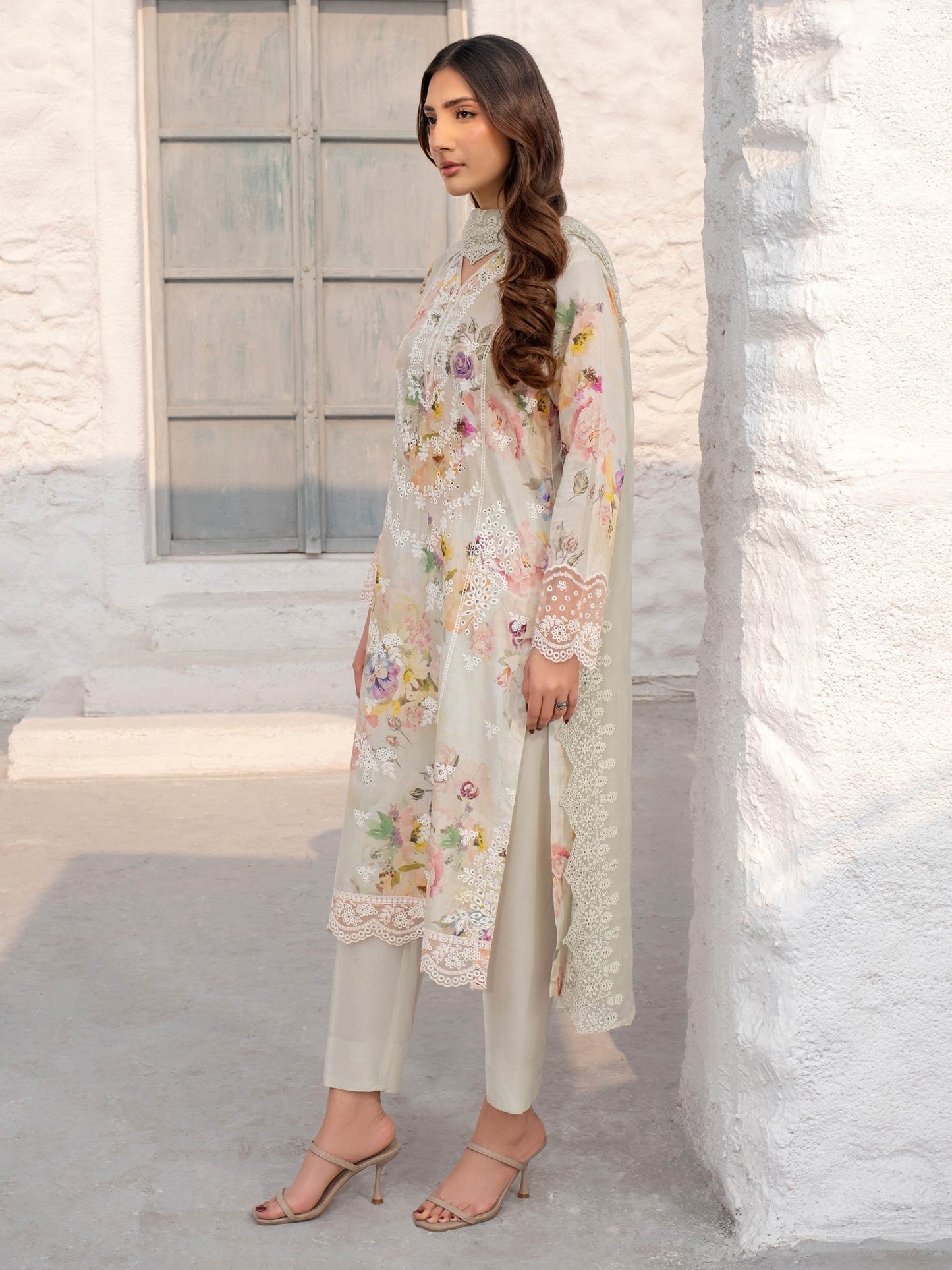 3 Piece Lawn Suit-Embroidered (Unstitched)