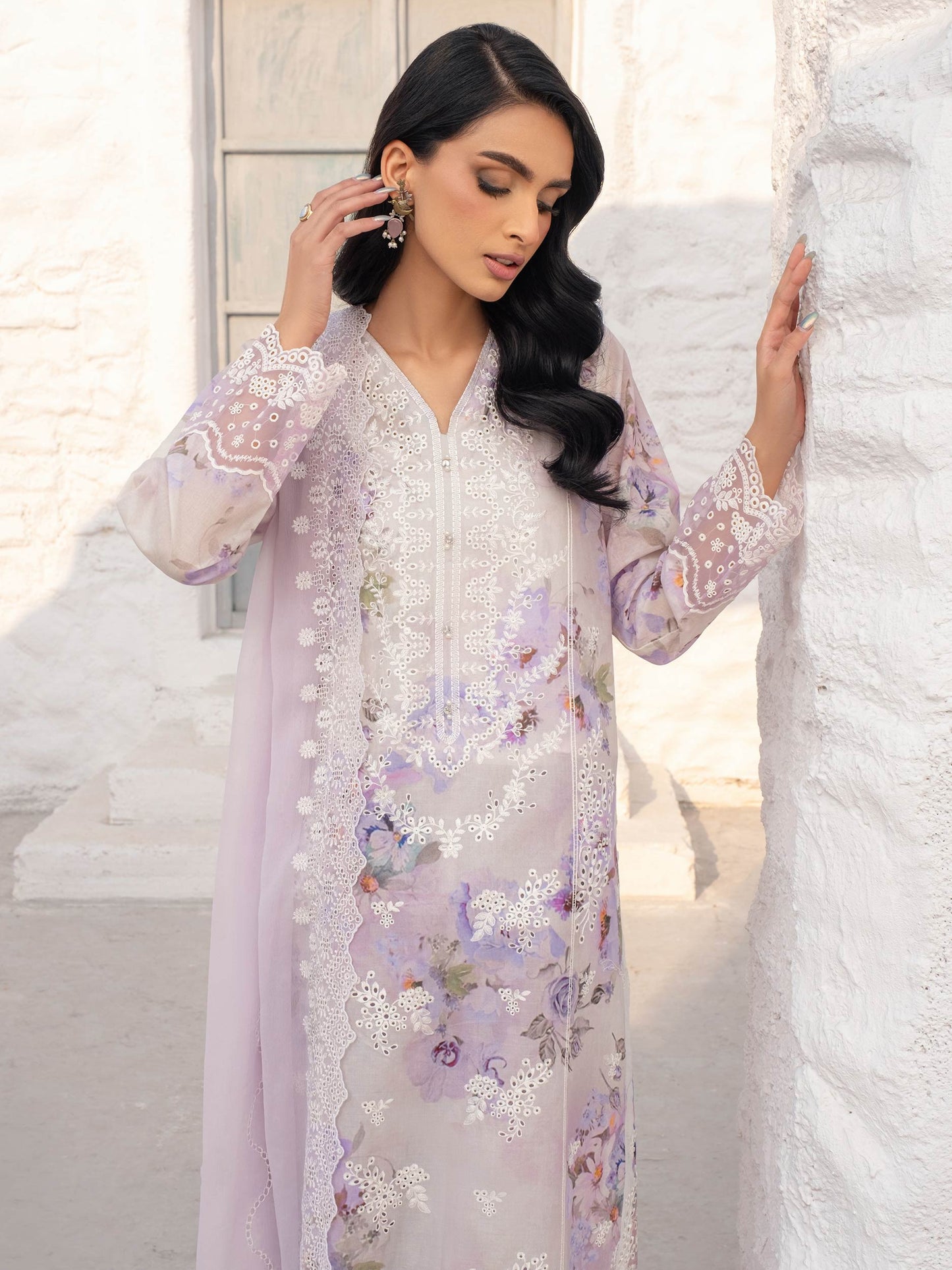 3 Piece Lawn Suit-Embroidered (Unstitched)