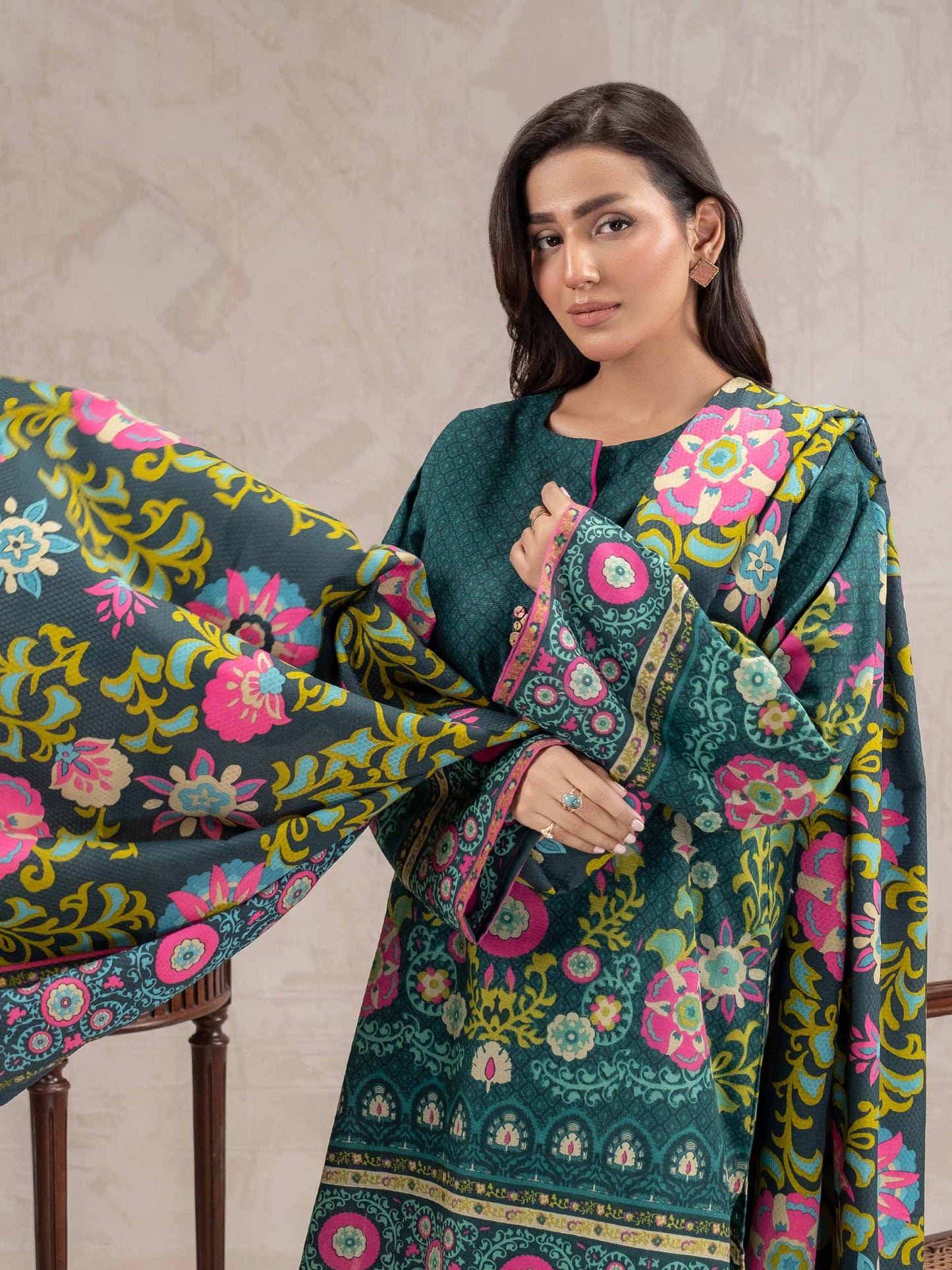 3 Piece Khaddar Suit-Printed (Unstitched)