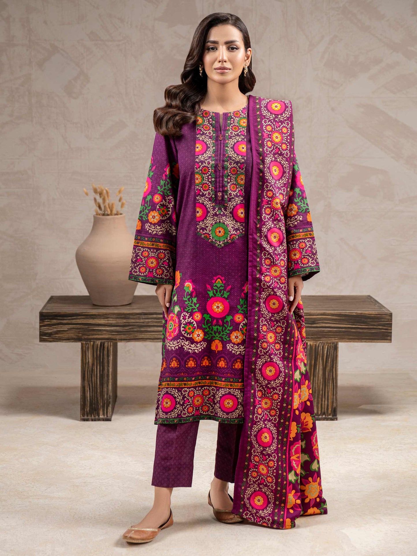 3 Piece Khaddar Suit-Printed (Unstitched)