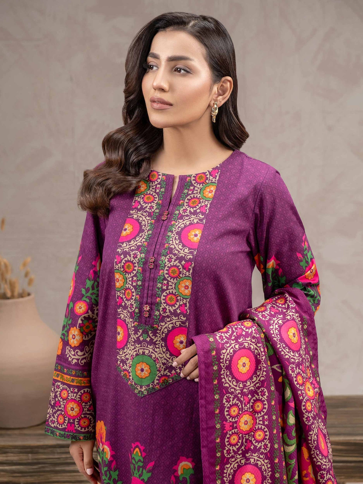 3 Piece Khaddar Suit-Printed (Unstitched)