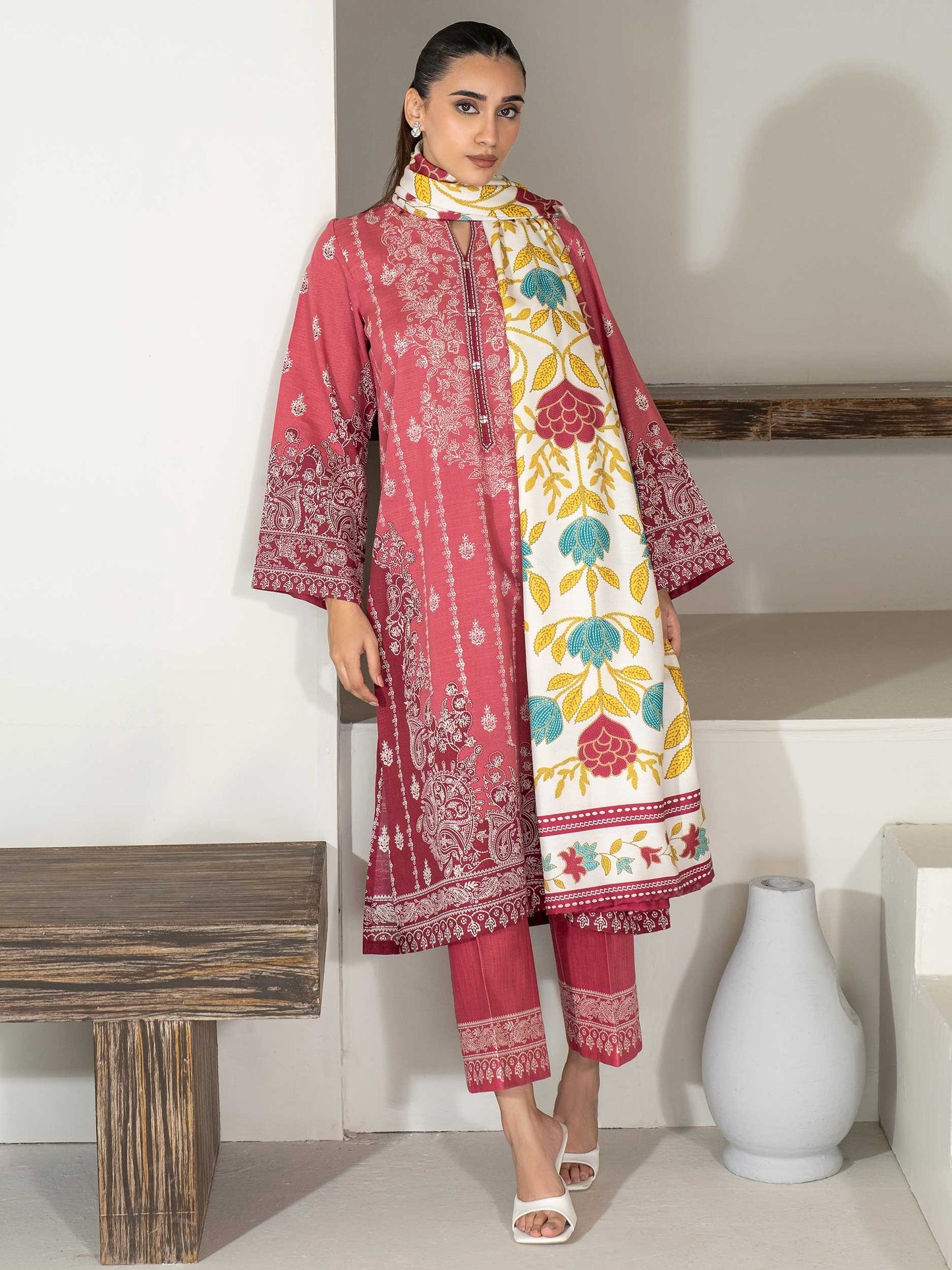 3 Piece Khaddar Suit-Printed (Unstitched)