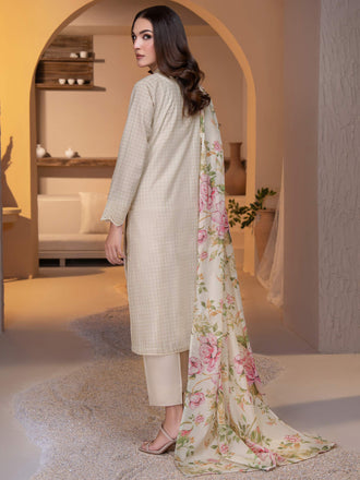 3-piece-khaddar-suit-embroidered-(unstitched)