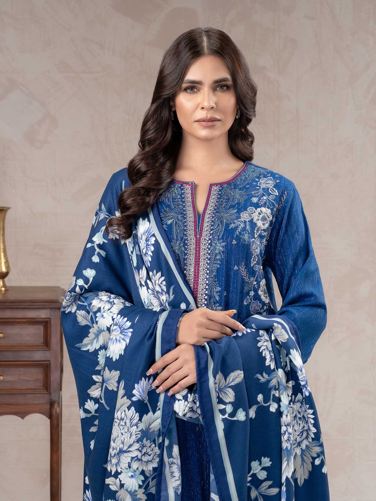 3 Piece Karandi Suit-Embroidered (Unstitched)