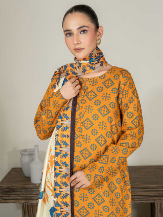 3-piece-khaddar-suit-printed-(unstitched)