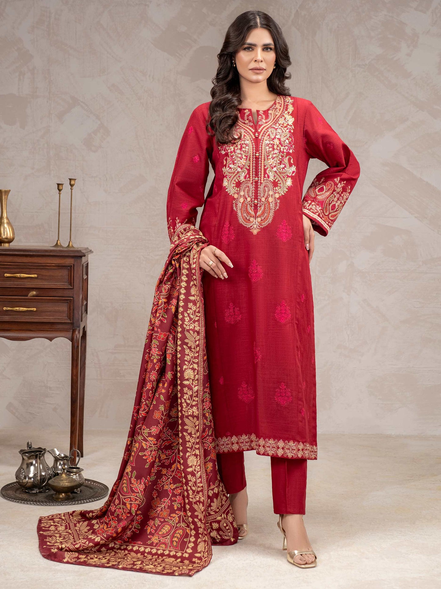 3 Piece Khaddar Suit-Embroidered (Unstitched)