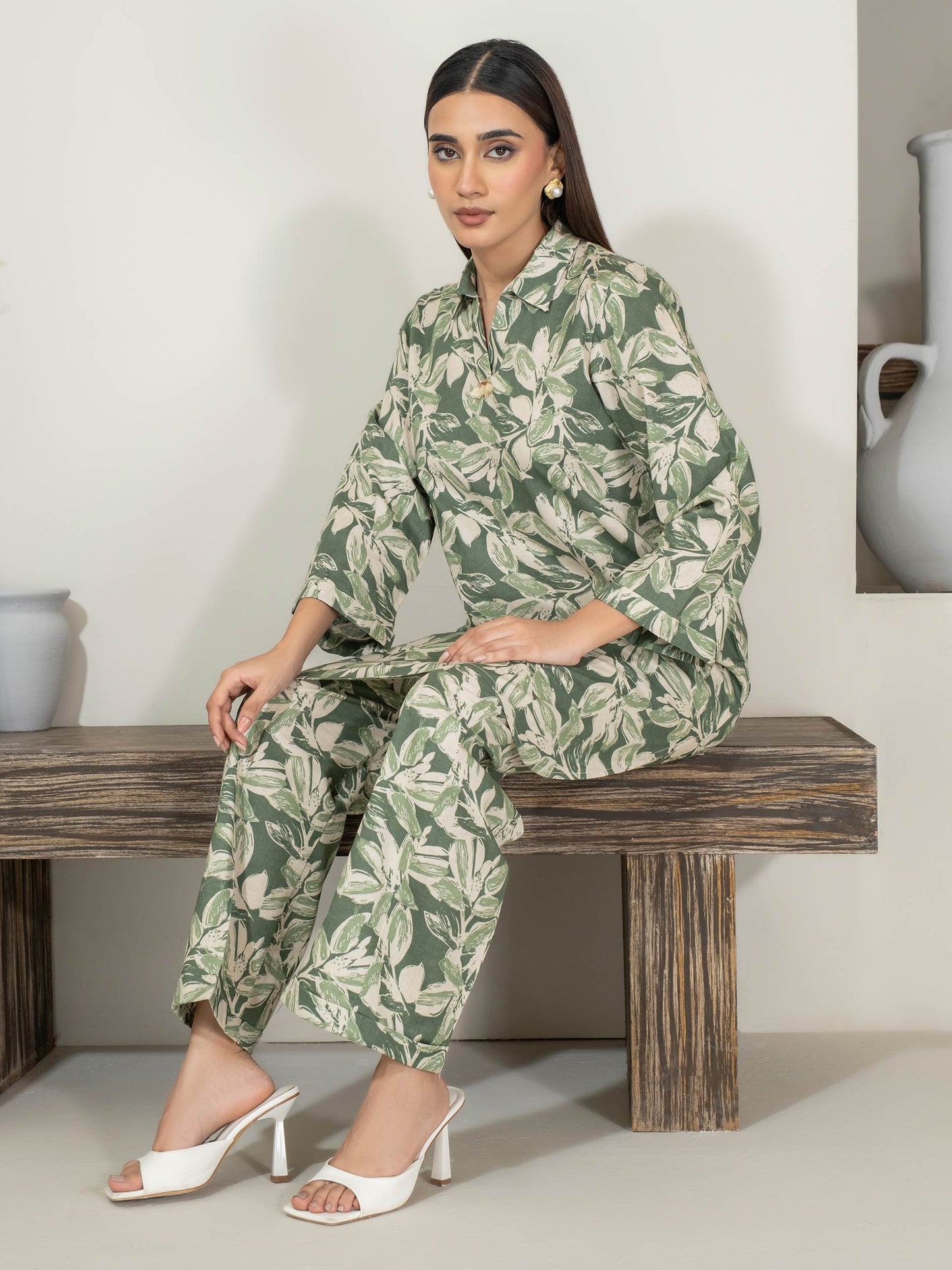 2 Piece Khaddar Suit-Printed (Unstitched)