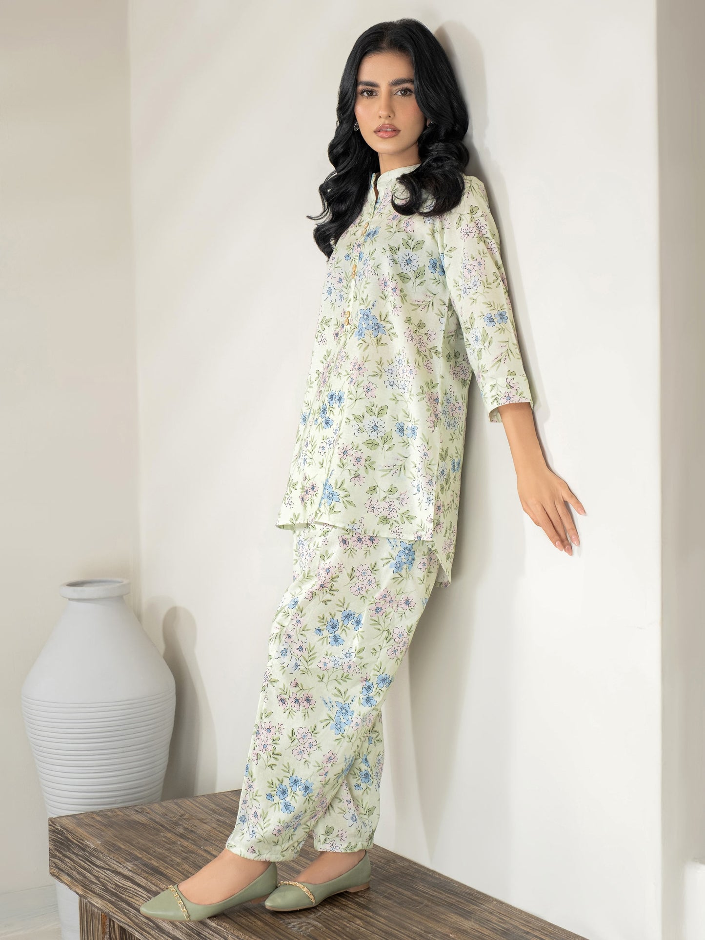 2 Piece Khaddar Suit-Printed (Unstitched)