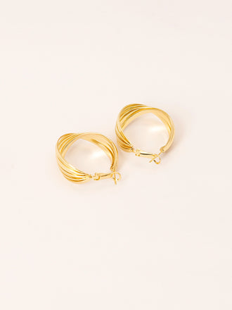 golden-hoop-earrings